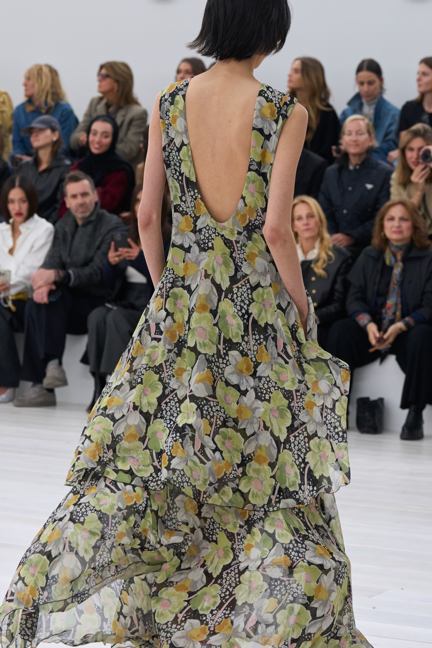 Loewe Spring 2025 Fashion Show Details