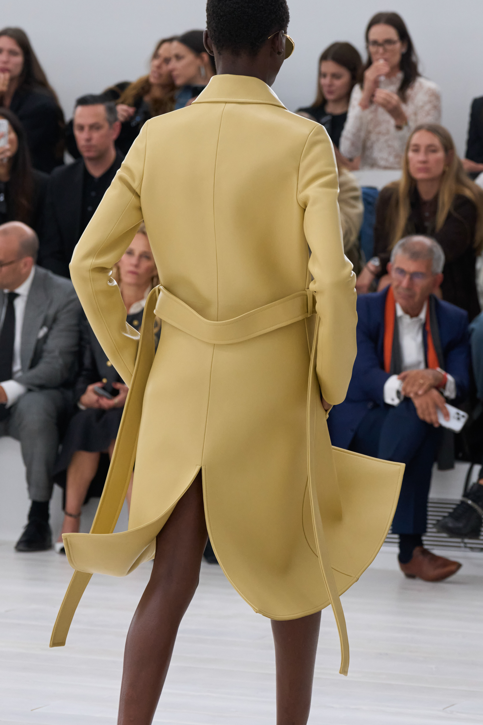 Loewe Spring 2025 Fashion Show Details