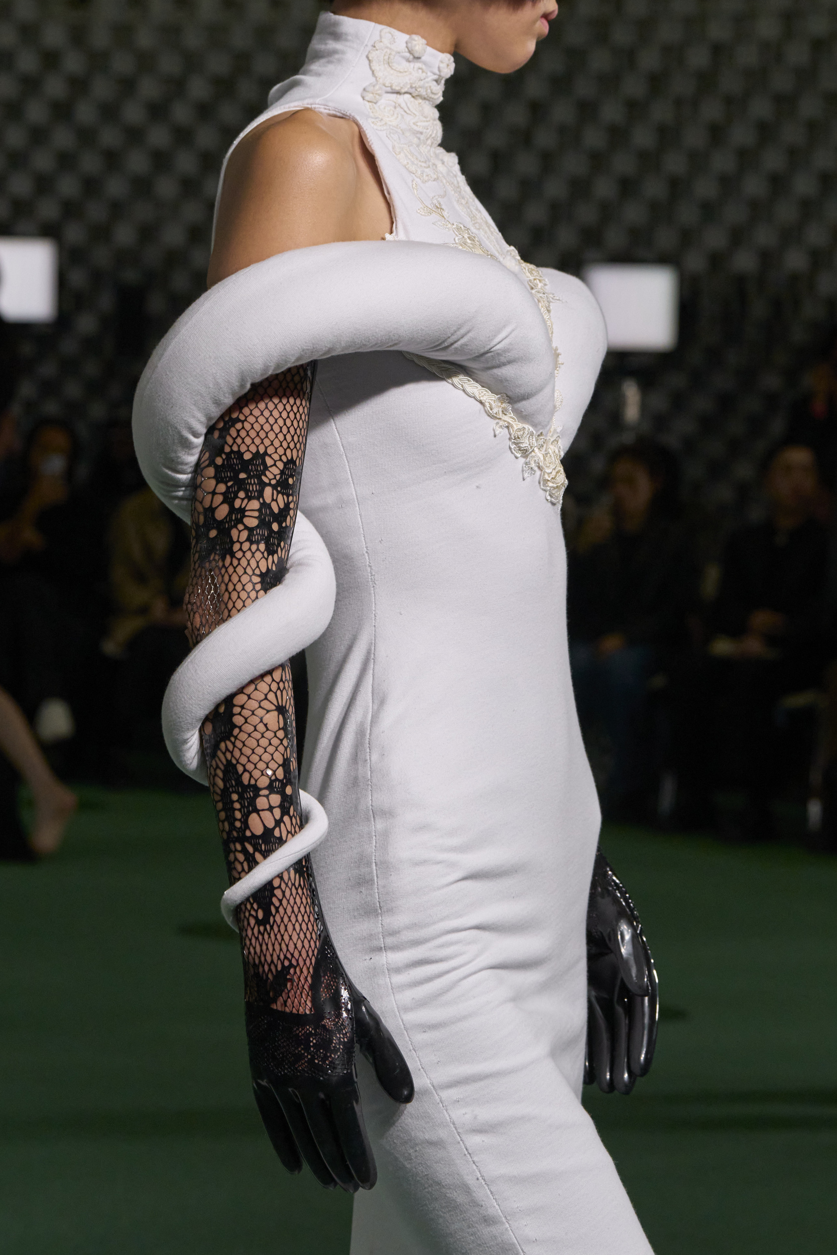 Luis De Javier Spring 2025 Fashion Show Details