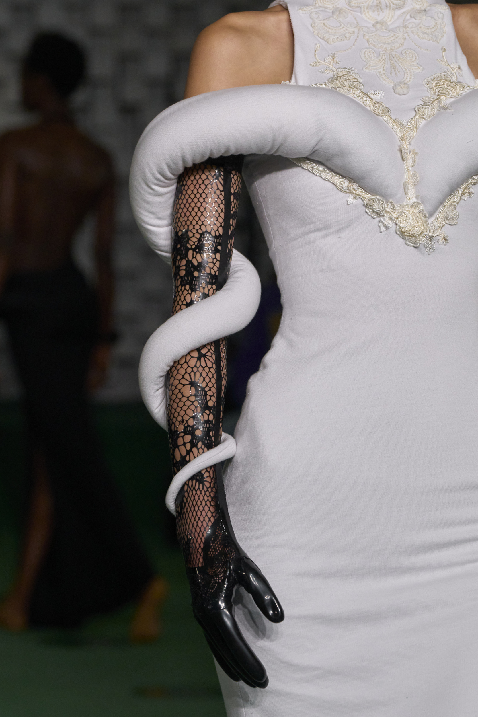 Luis De Javier Spring 2025 Fashion Show Details