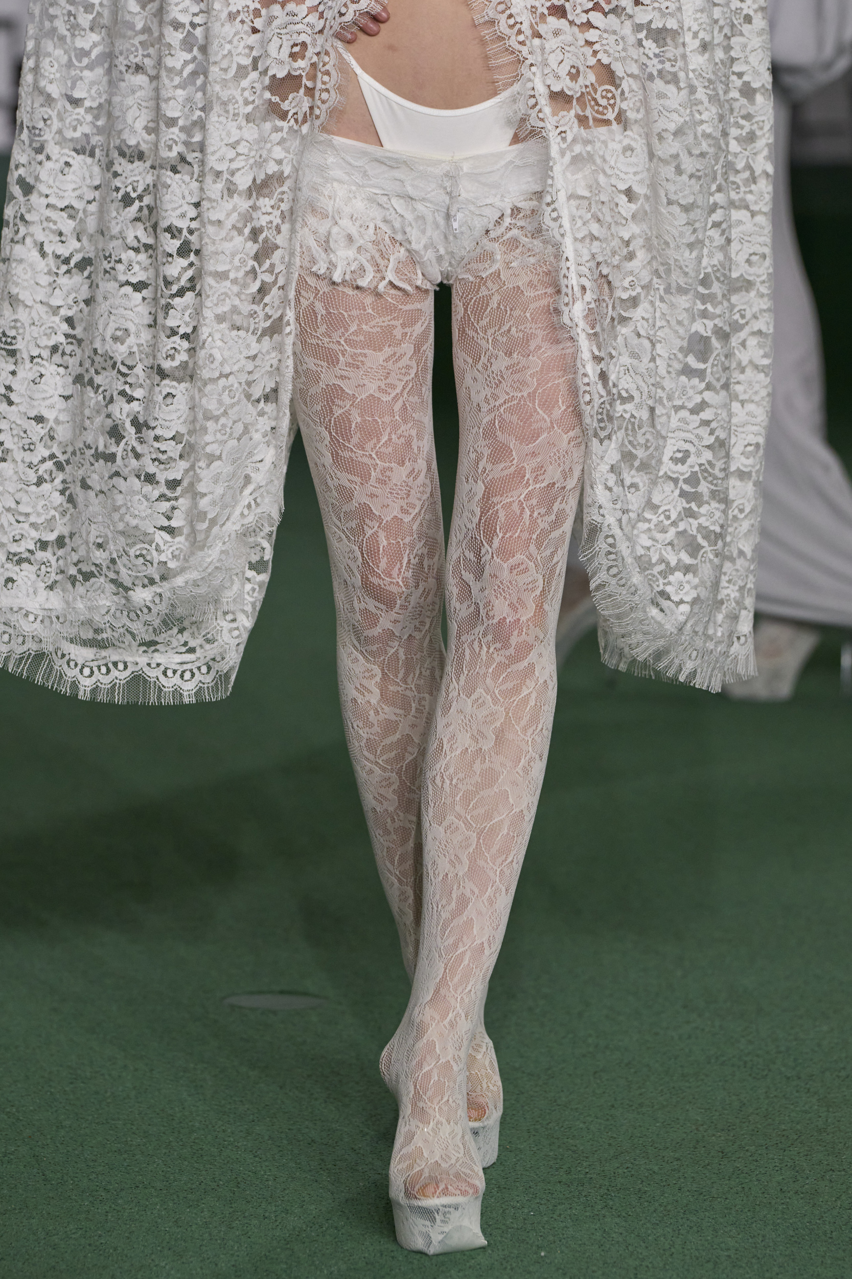 Luis De Javier Spring 2025 Fashion Show Details