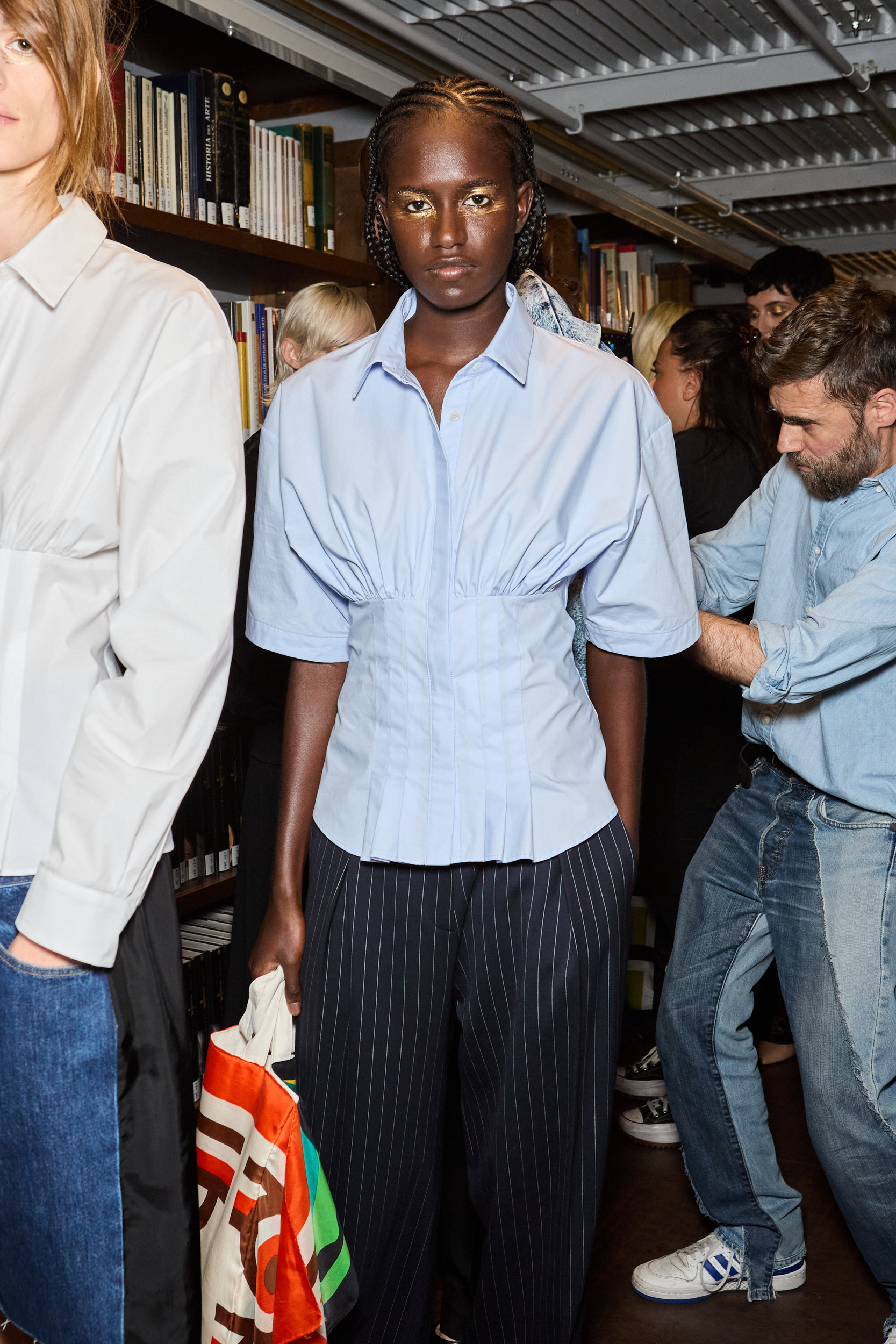 Lutz Huelle Spring 2025 Fashion Show Backstage