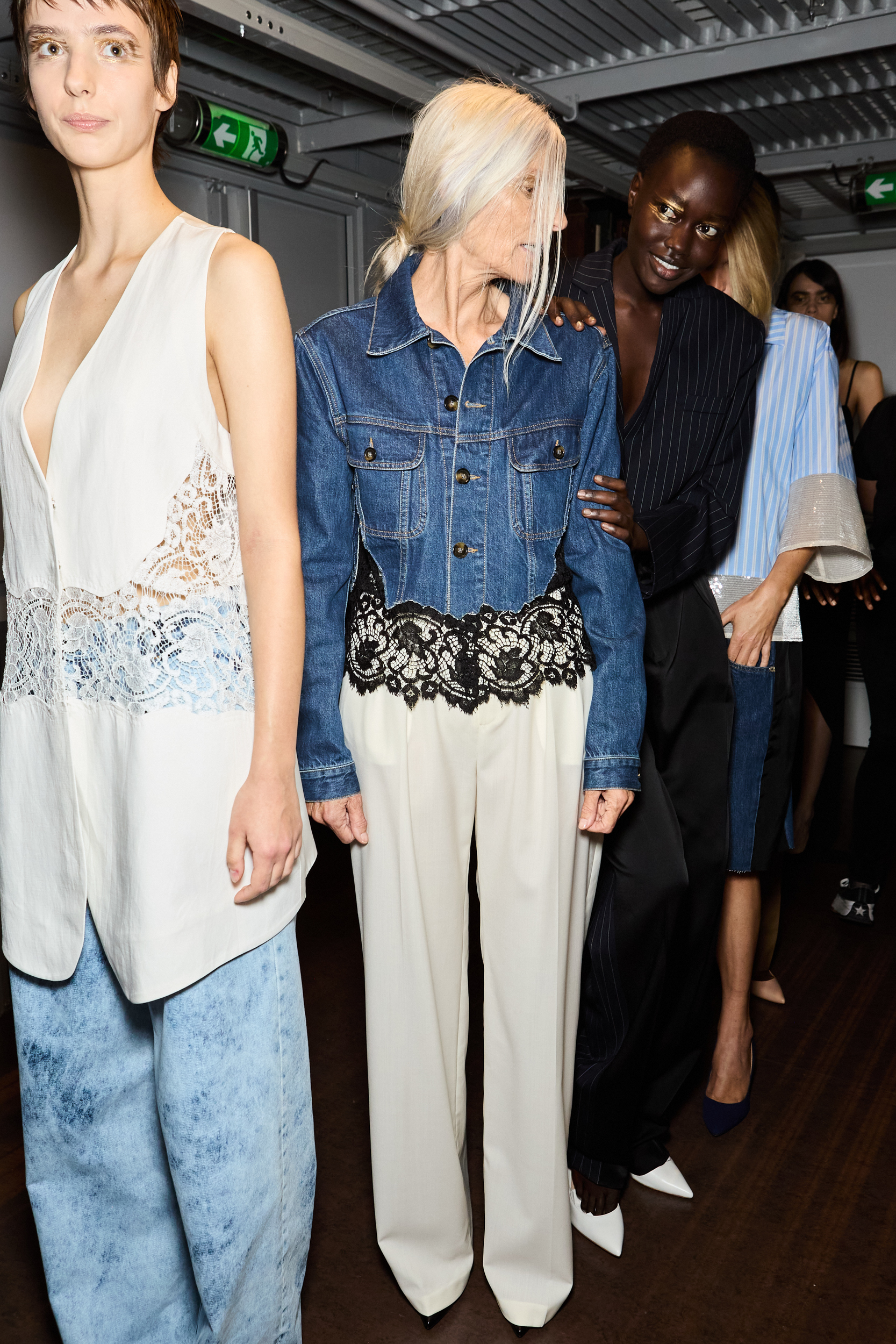 Lutz Huelle Spring 2025 Fashion Show Backstage