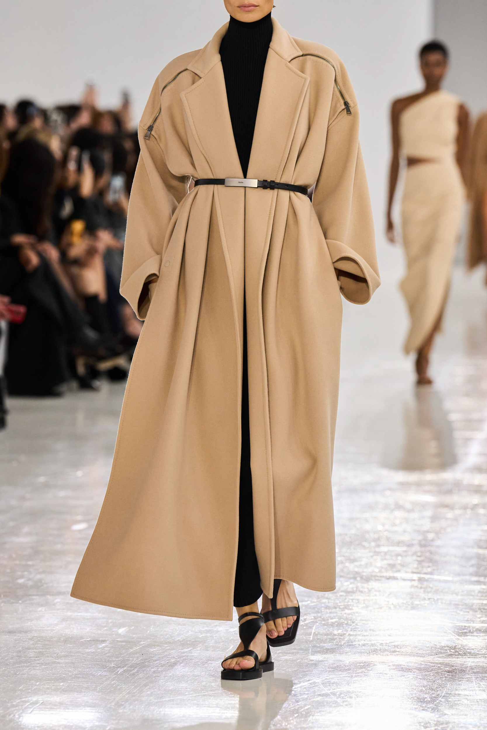 Max Mara Spring 2025 Fashion Show Details