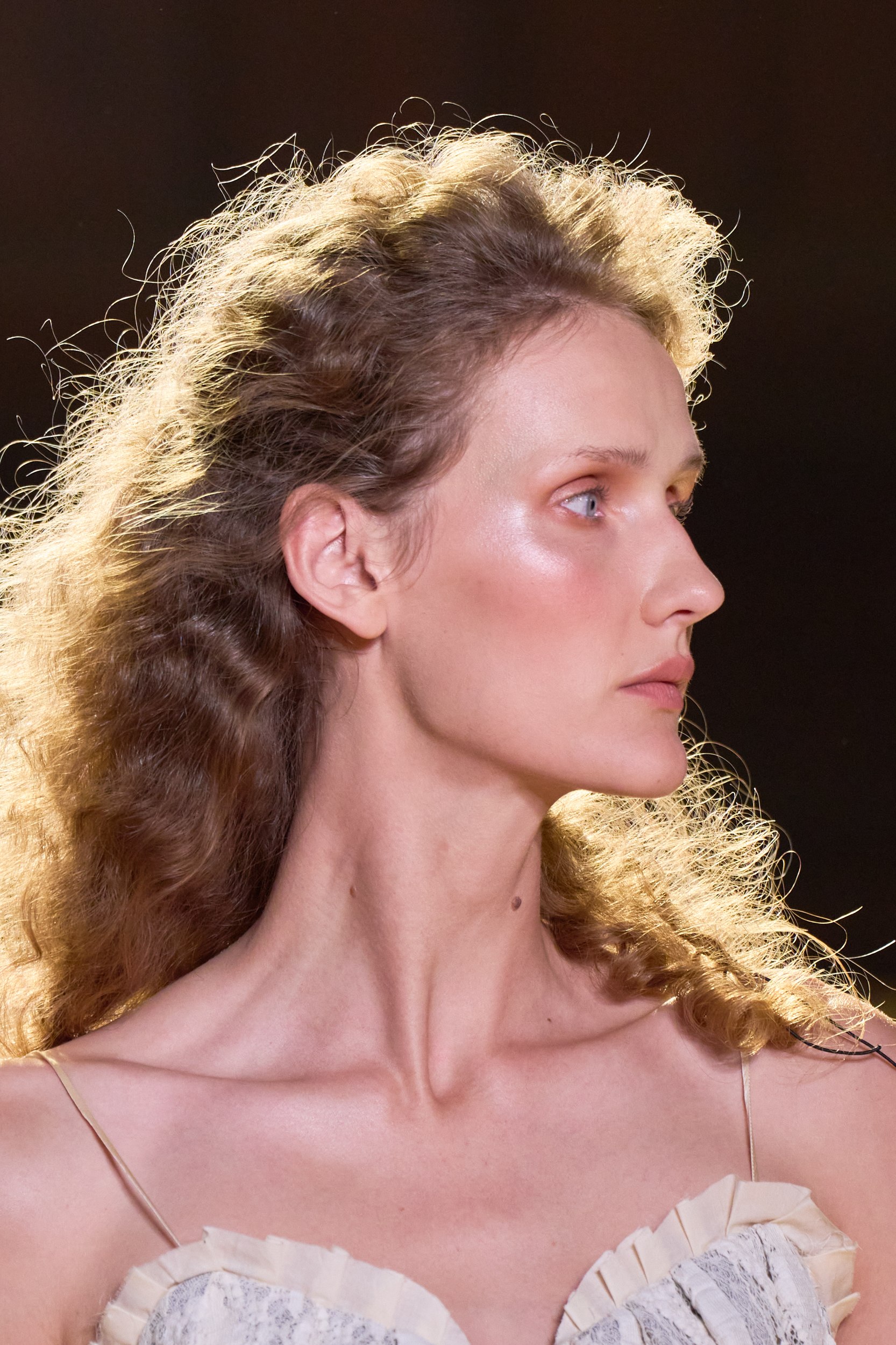 Meruert Tolegen Spring 2025 Fashion Show Details