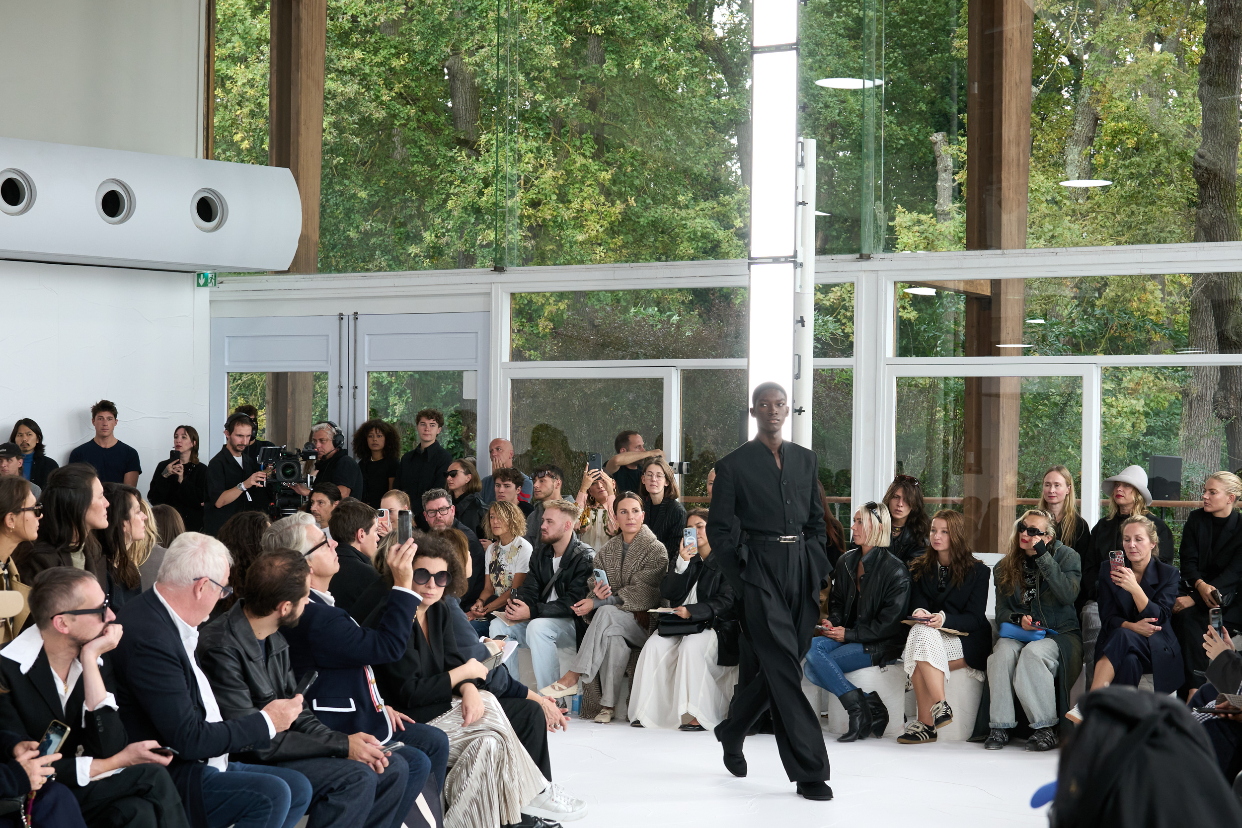 Issey Miyake Spring 2025 Fashion Show Atmosphere