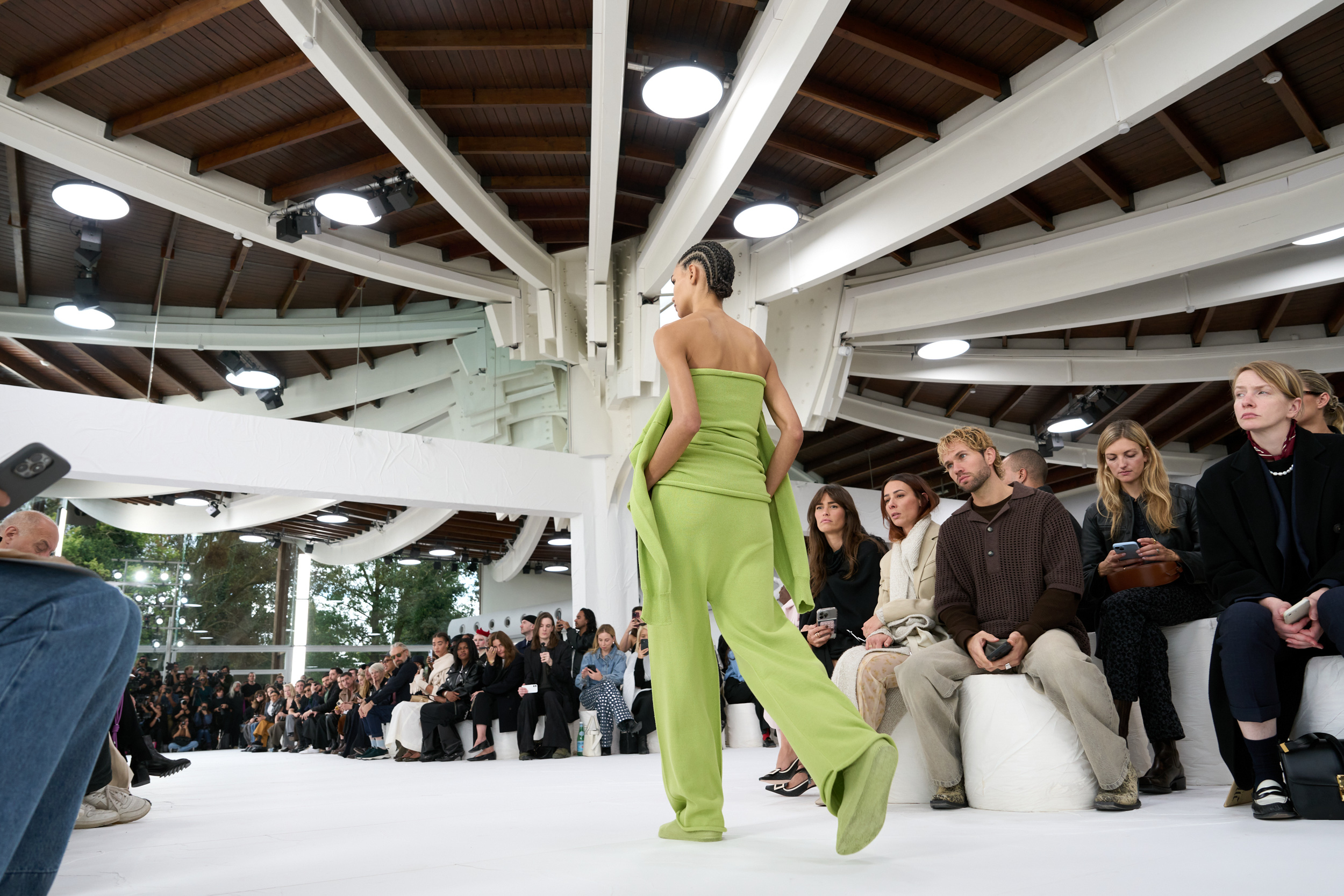 Issey Miyake Spring 2025 Fashion Show Atmosphere