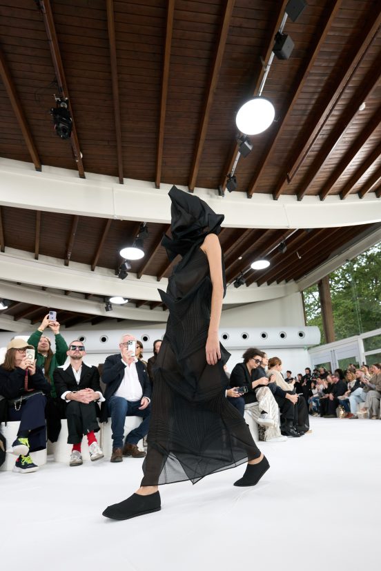 Issey Miyake Spring 2025 Fashion Show Atmosphere