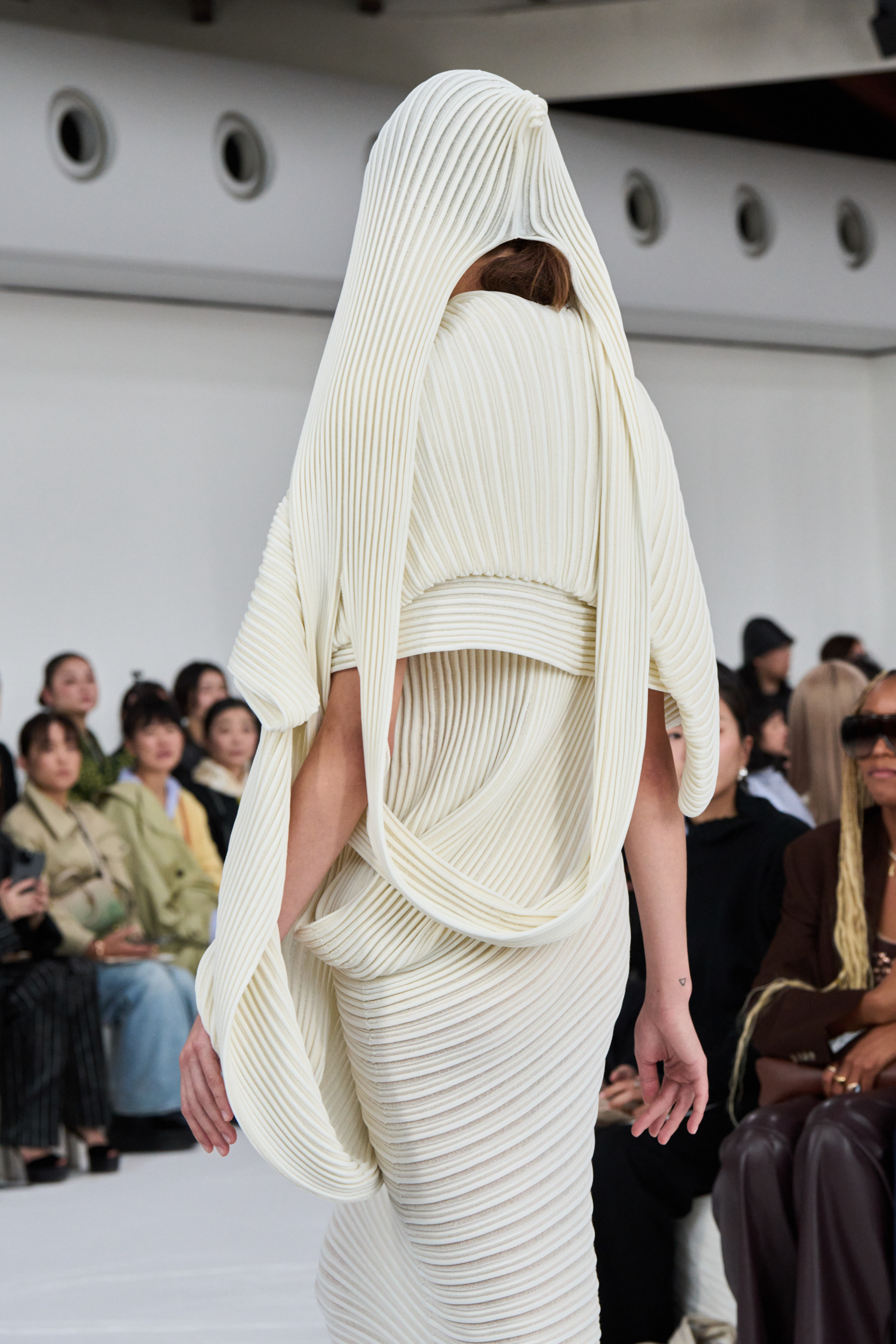 Issey Miyake Spring 2025 Fashion Show Details