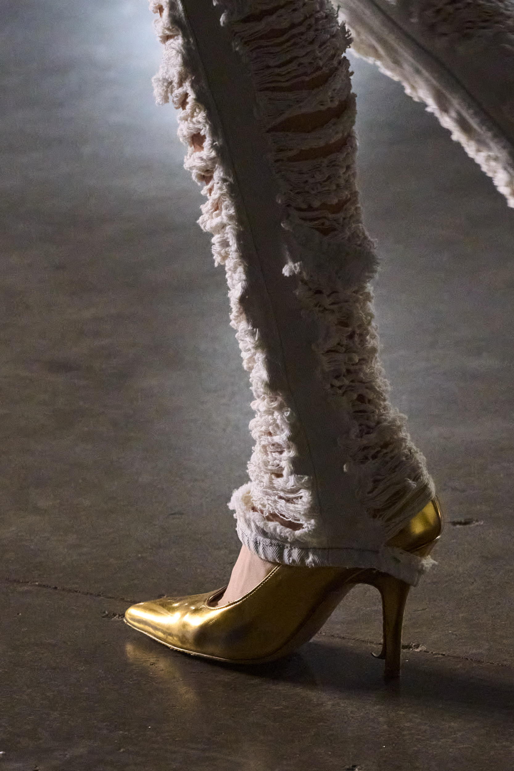 Mm6 Maison Margiela Spring 2025 Fashion Show Details