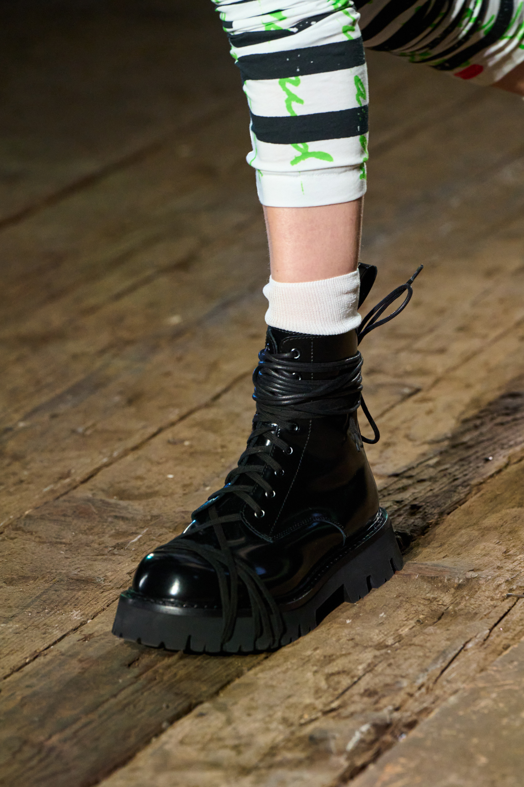 Moschino Spring 2025 Fashion Show Details