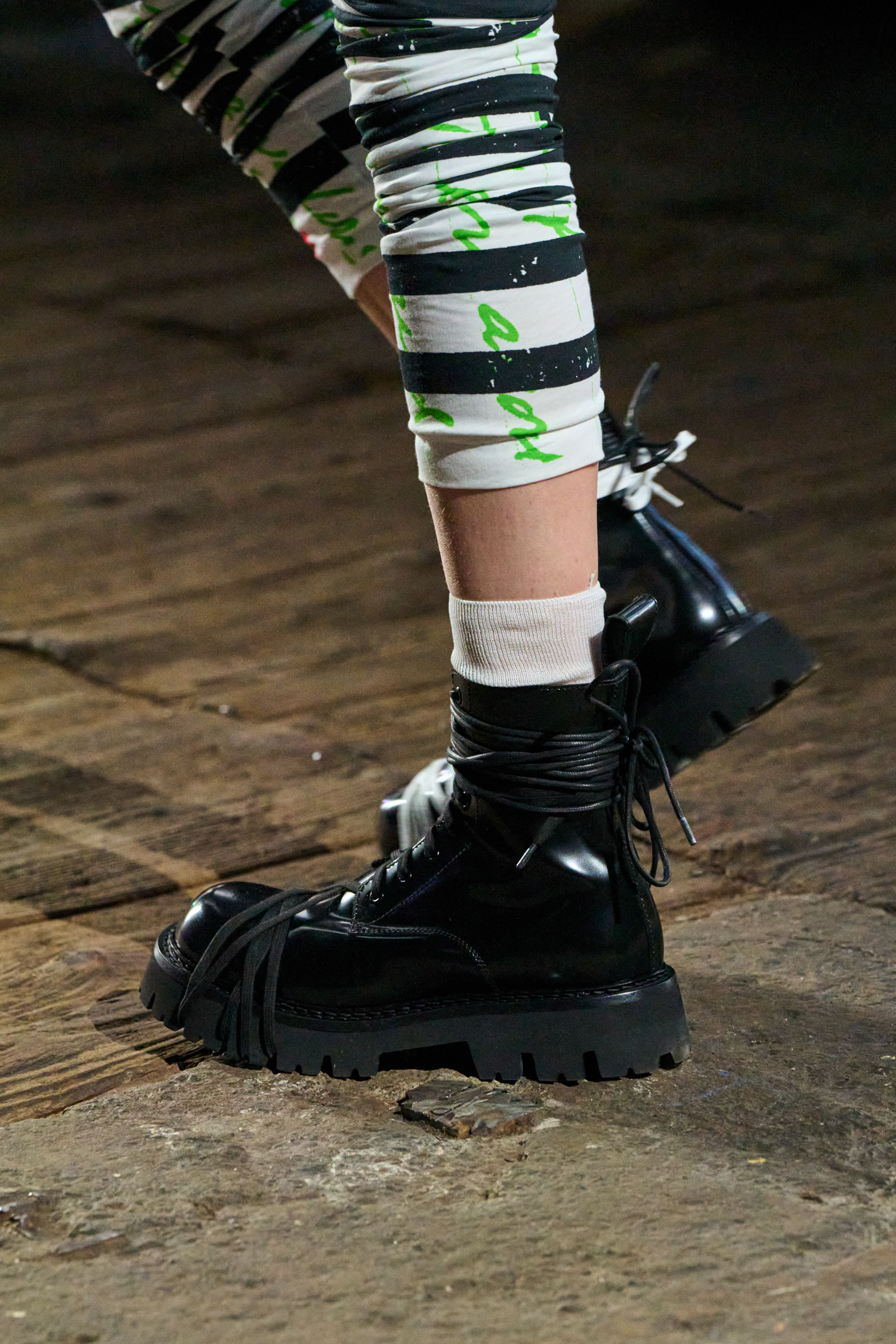 Moschino Spring 2025 Fashion Show Details