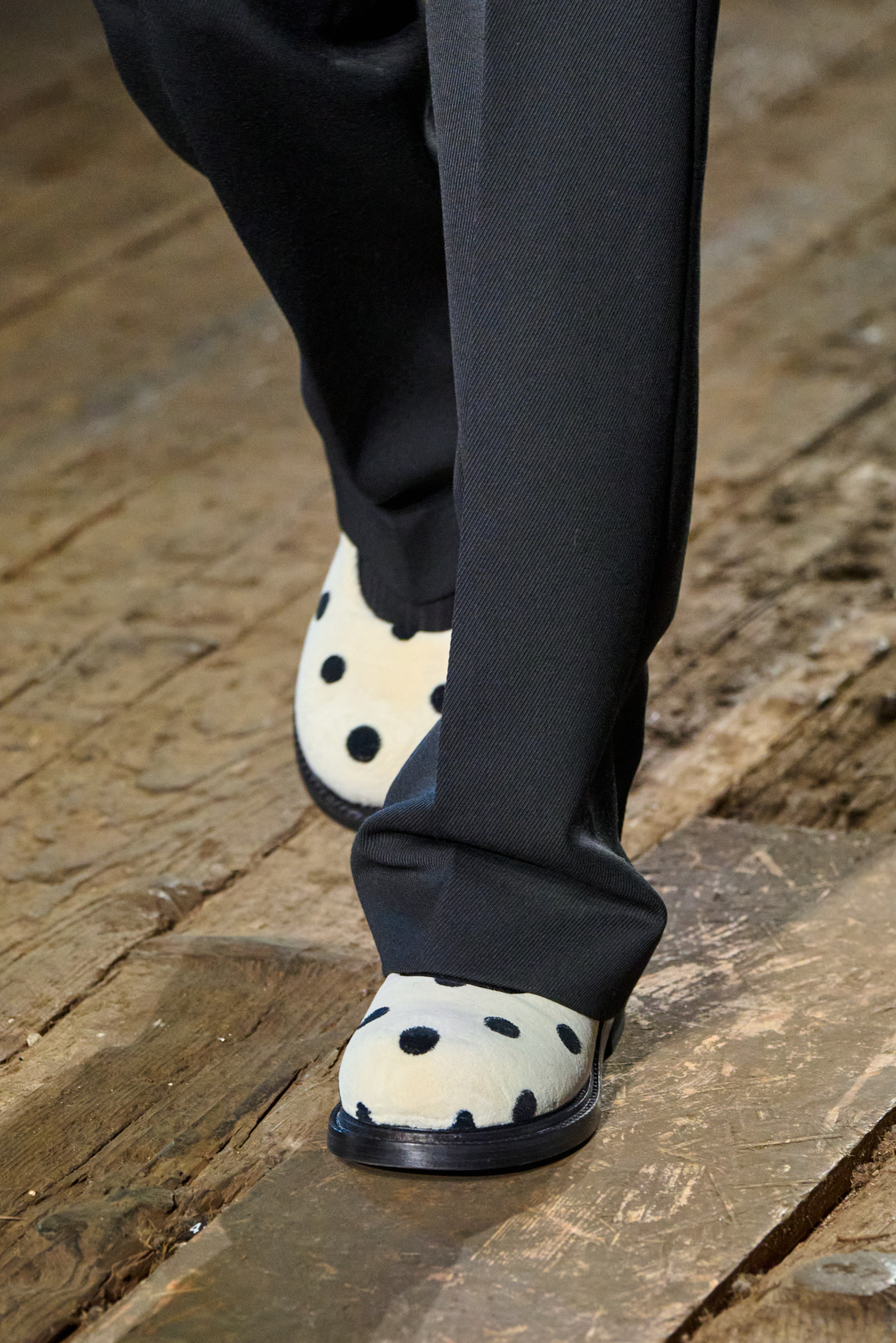 Moschino Spring 2025 Fashion Show Details