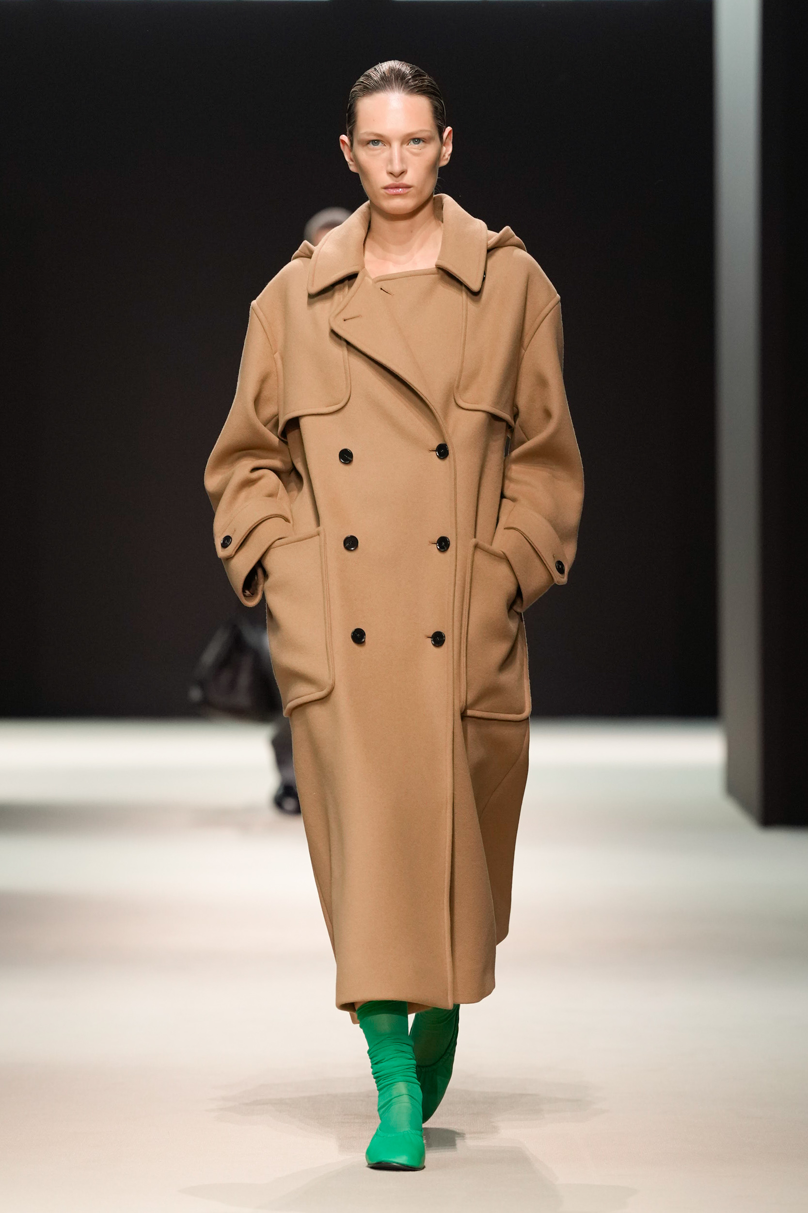 COS Fall 2024 Fashion Show Review