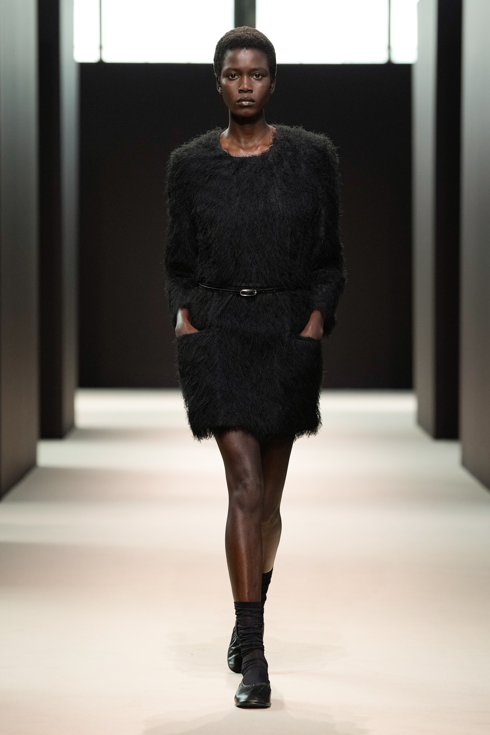 COS Fall 2024 Fashion Show Review