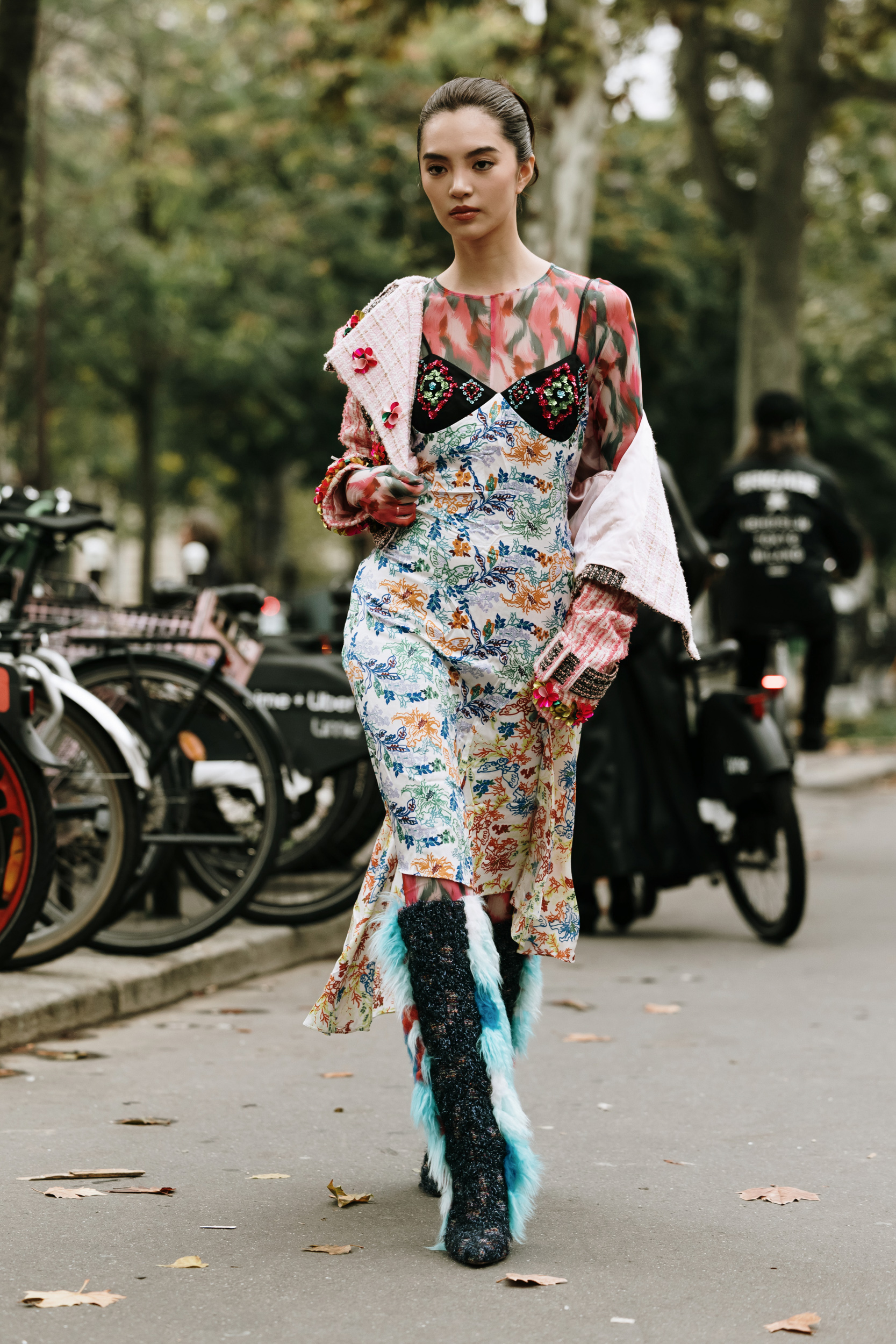 Paris Street Style Spring 2025 Shows