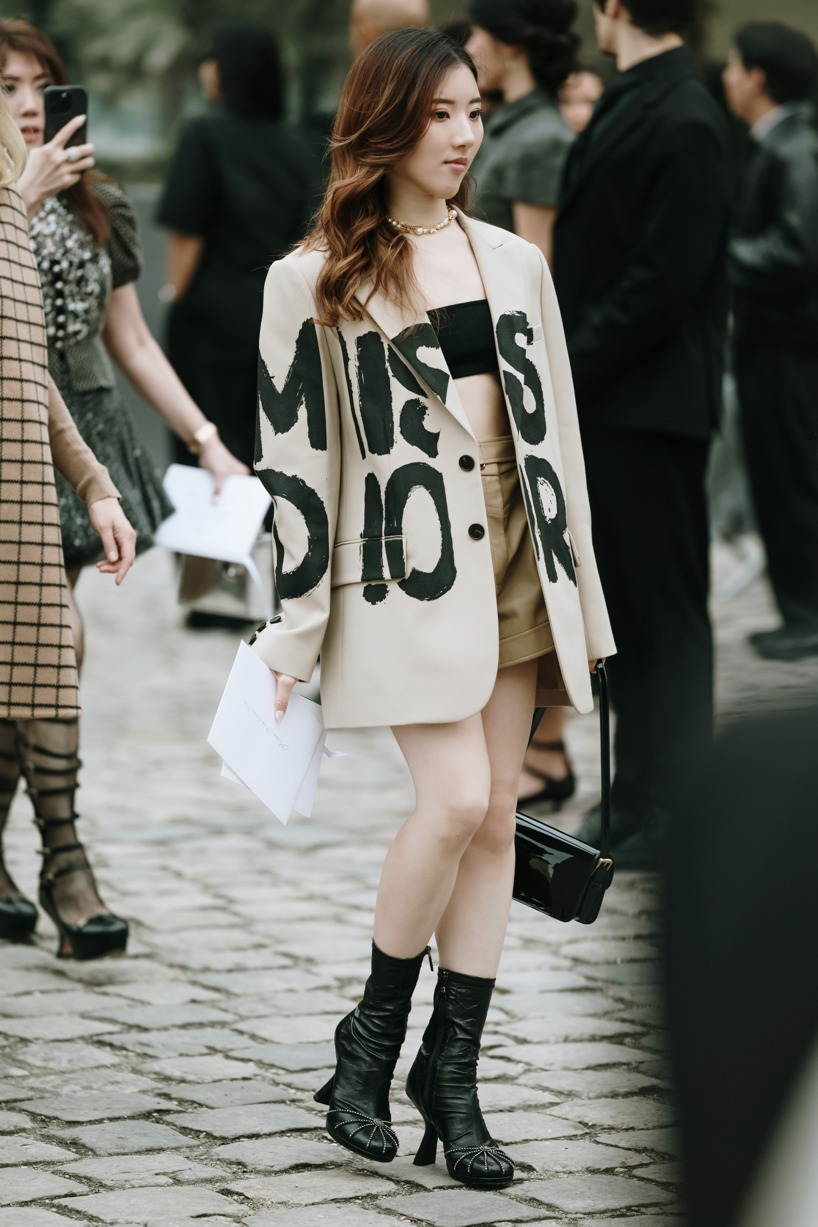 Paris Street Style Spring 2025 Shows