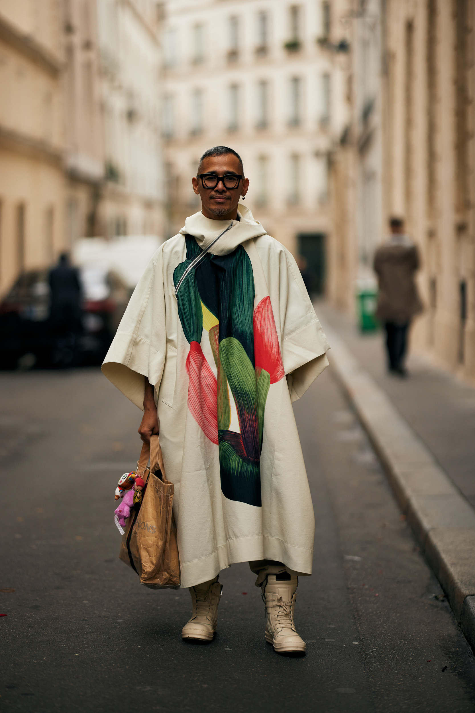 Paris Street Style Spring 2025 Shows