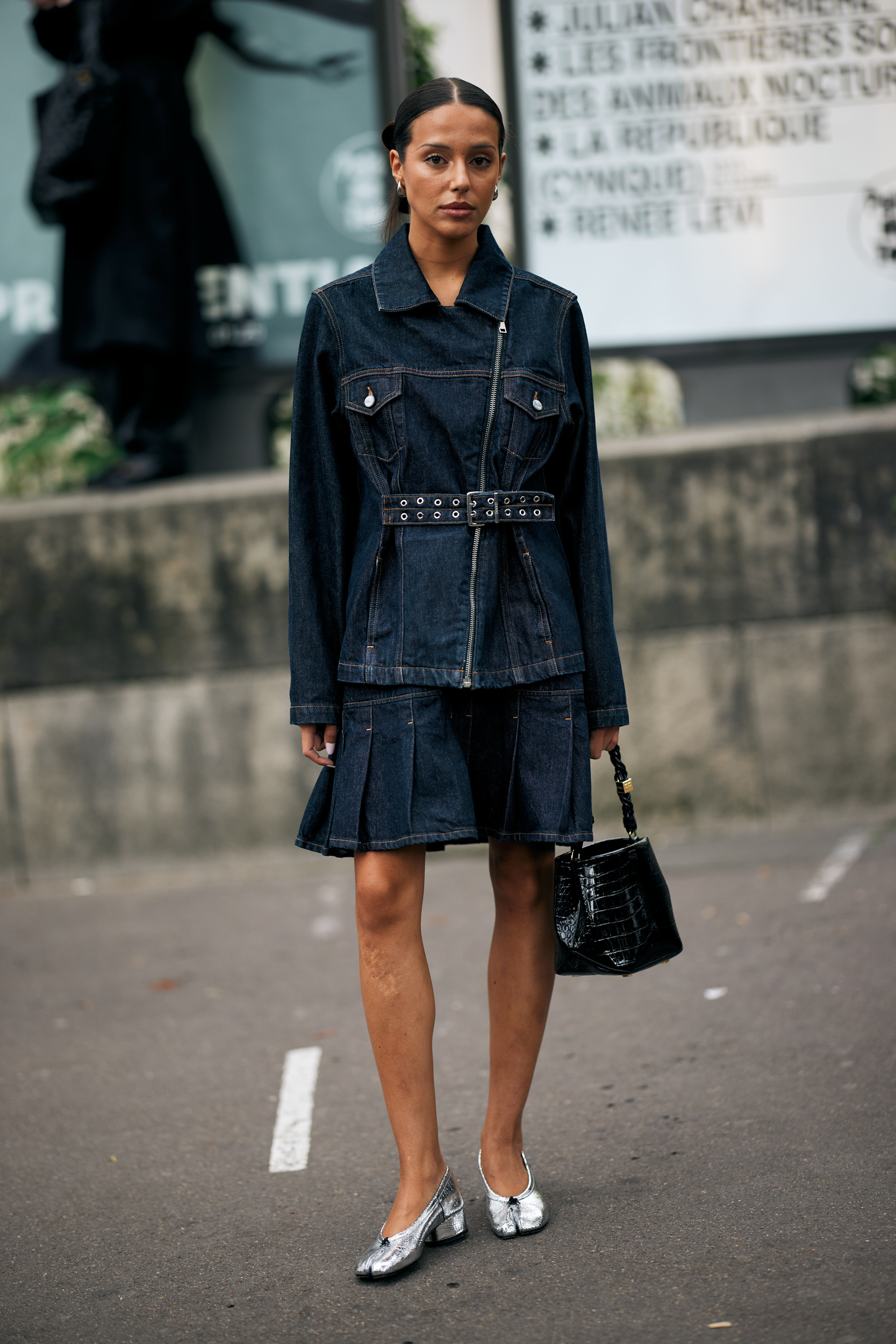 Paris Street Style Spring 2025 Shows