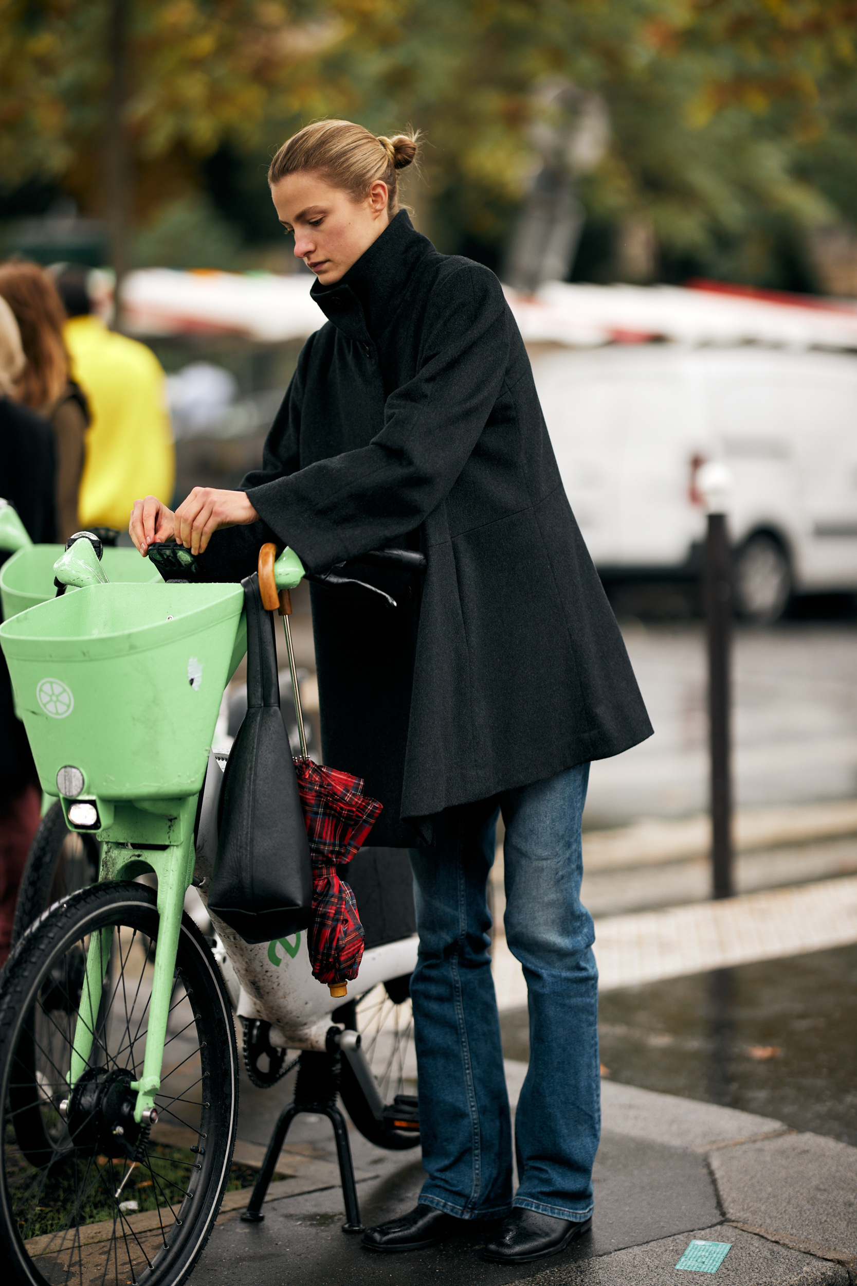 Paris Street Style Spring 2025 Shows