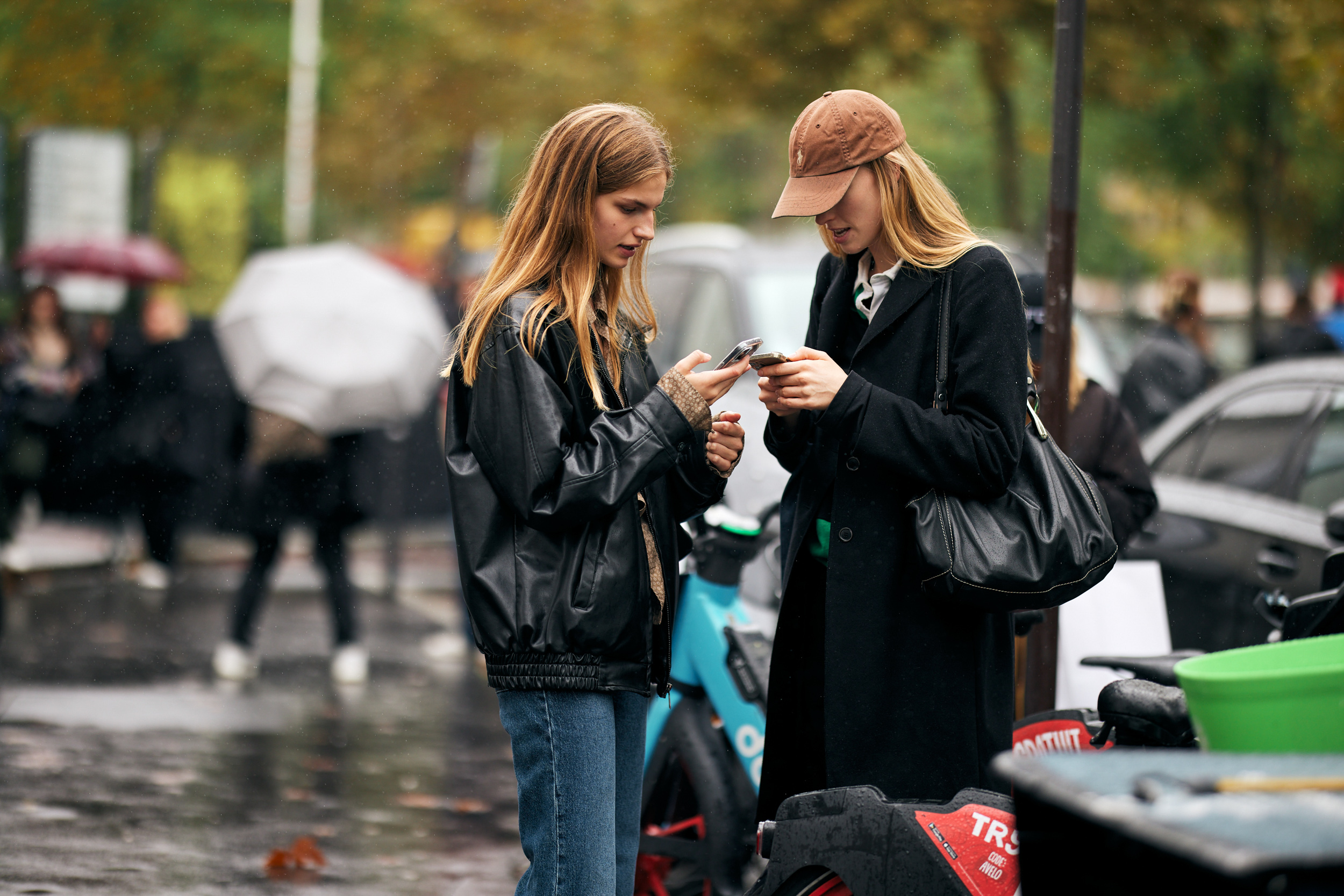 Paris Street Style Spring 2025 Shows