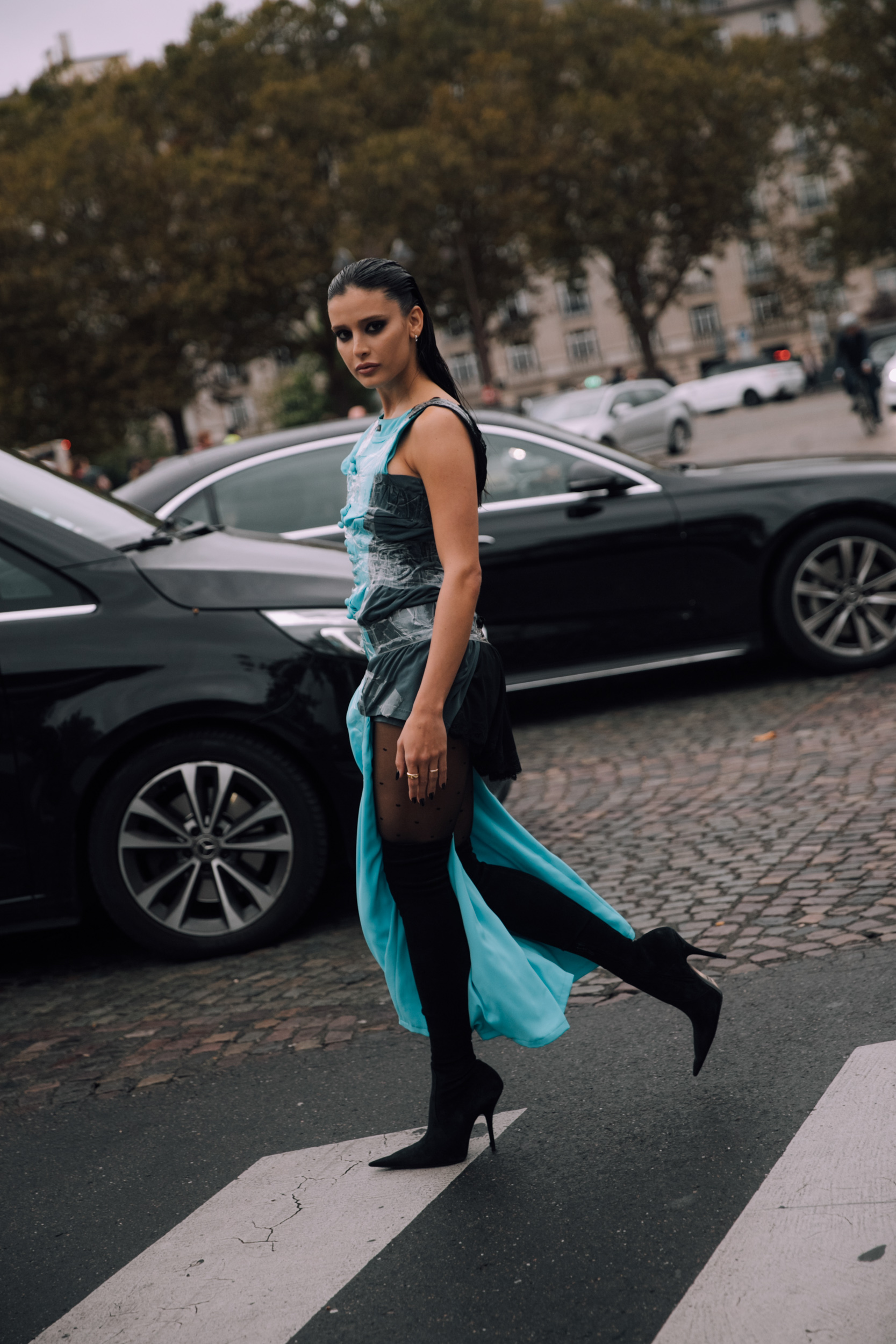 Paris Street Style Spring 2025 Shows