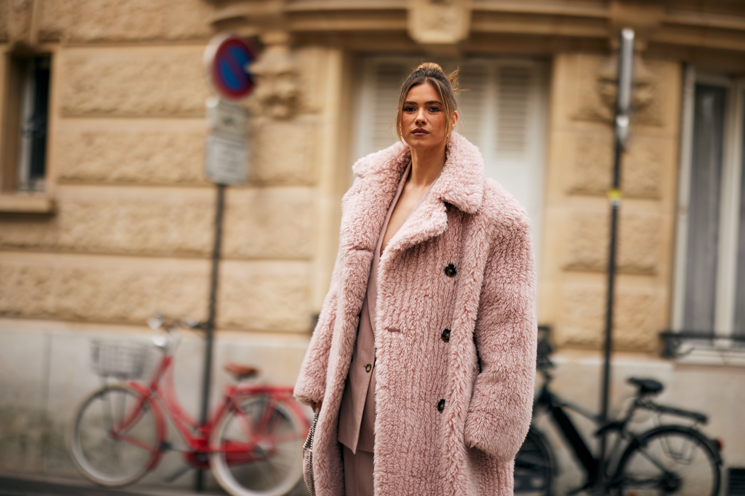 Paris Street Style Spring 2025 Shows