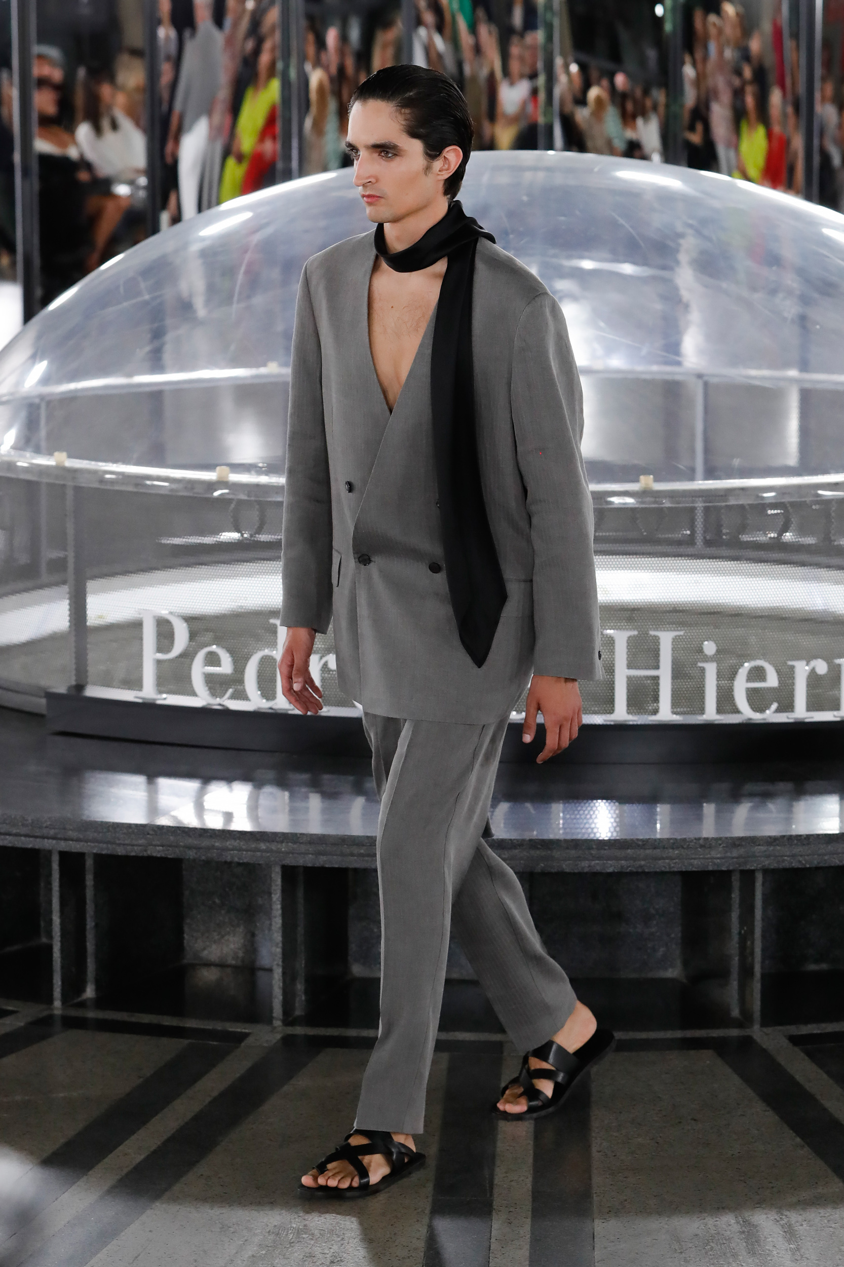 Pedro Del Hierro Spring 2025 Fashion Show