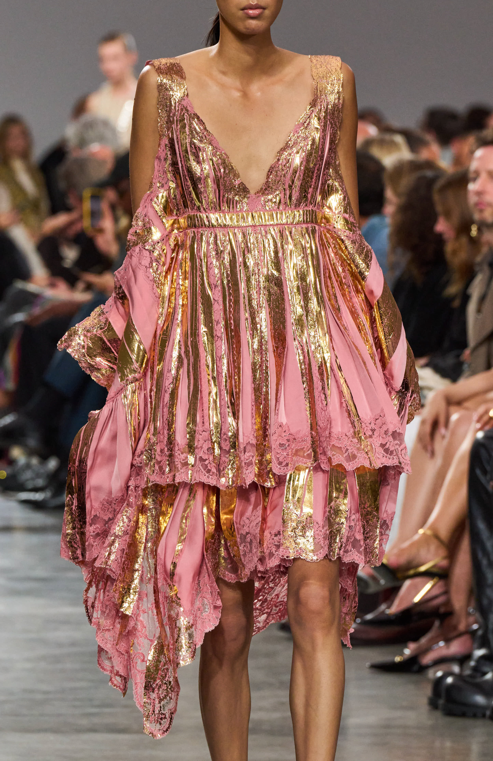 Rabanne Spring 2025 Fashion Show Details