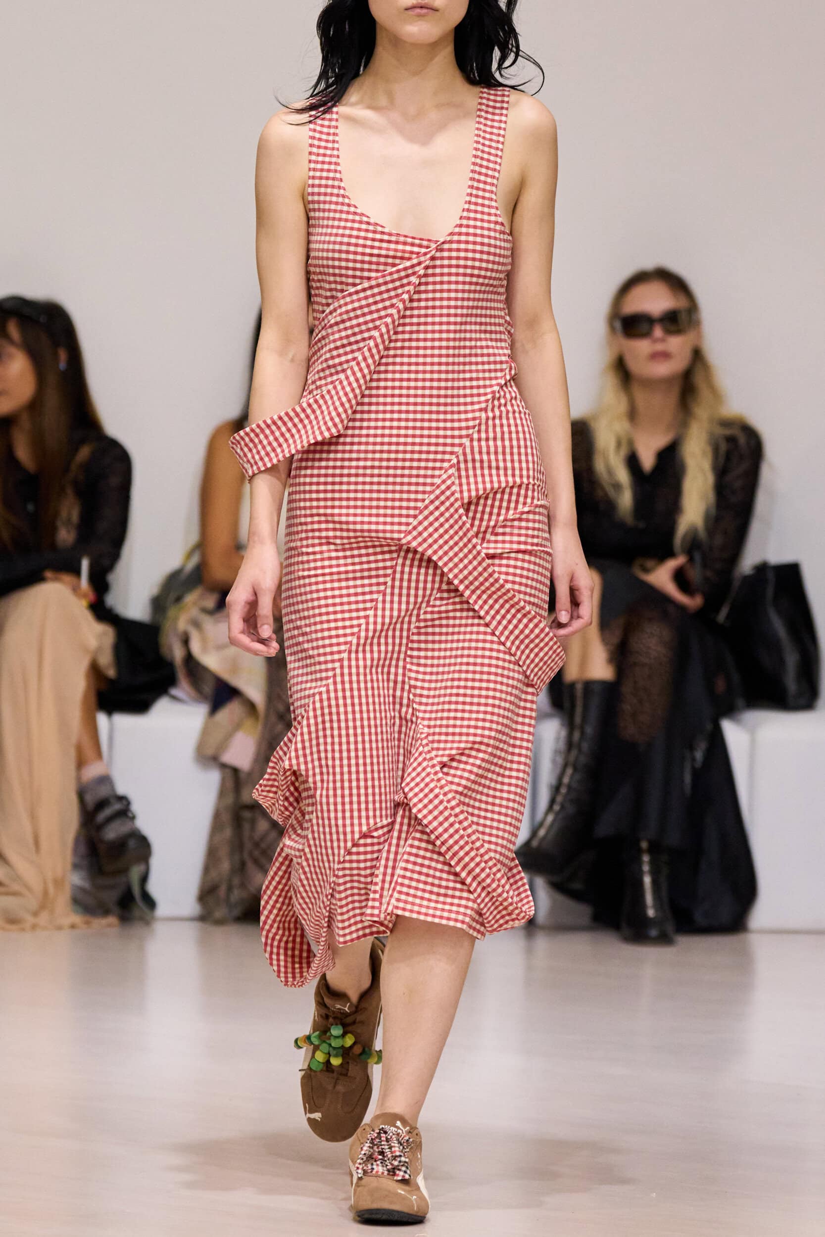 Rave Review Spring 2025 Fashion Show Details