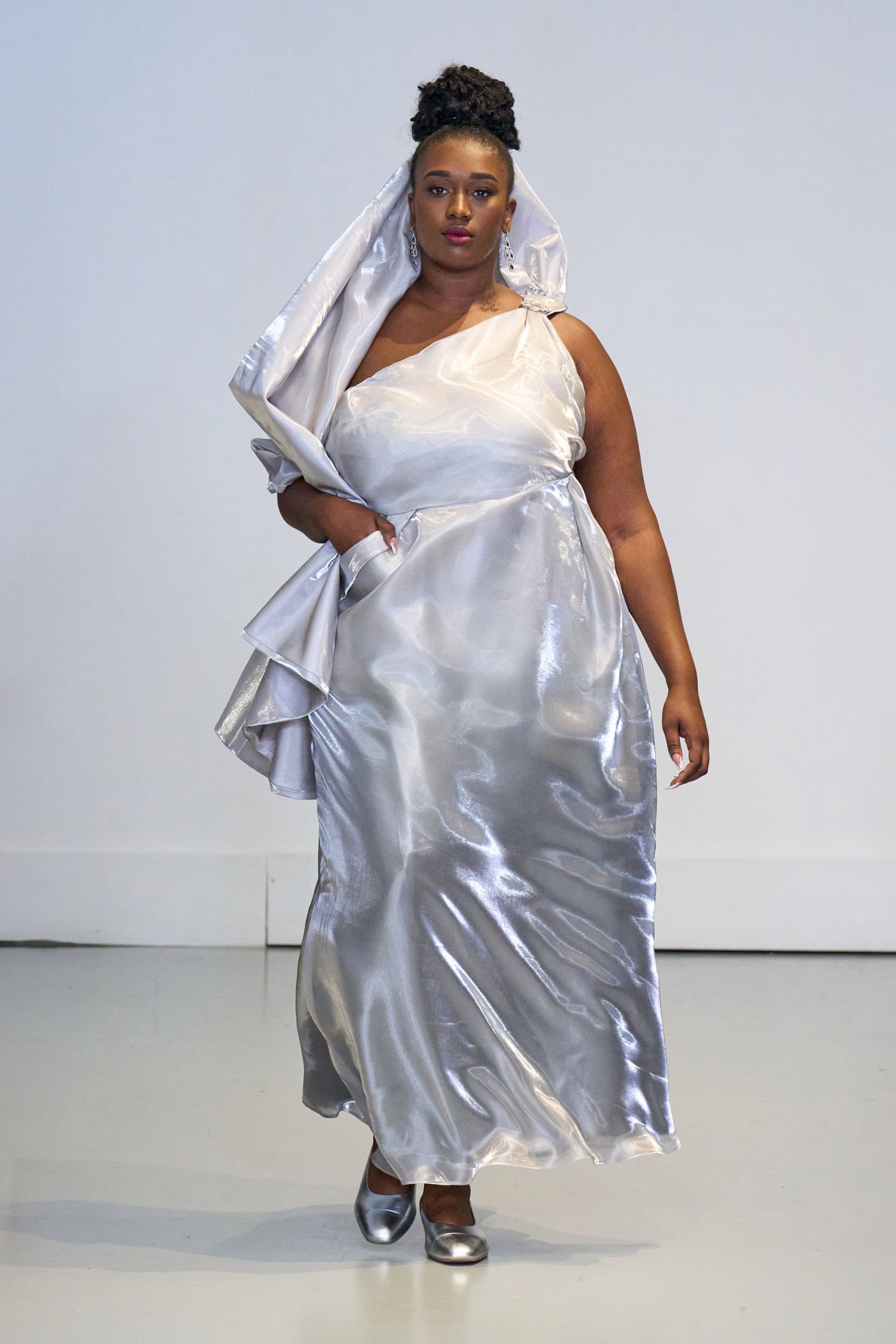 Renee Cafaro Atelier Spring 2025 Fashion Show