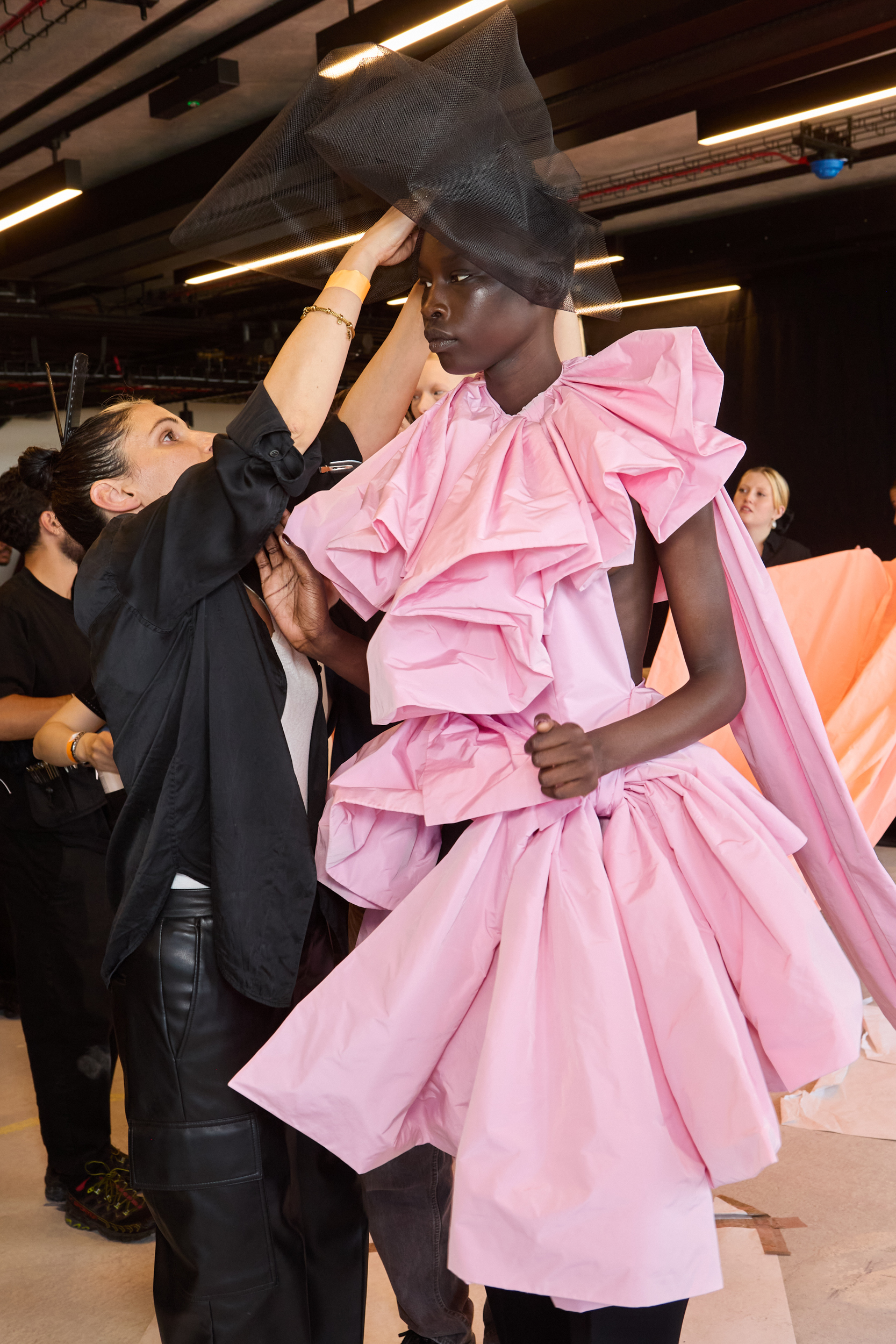 Roksanda Spring 2025 Fashion Show Backstage