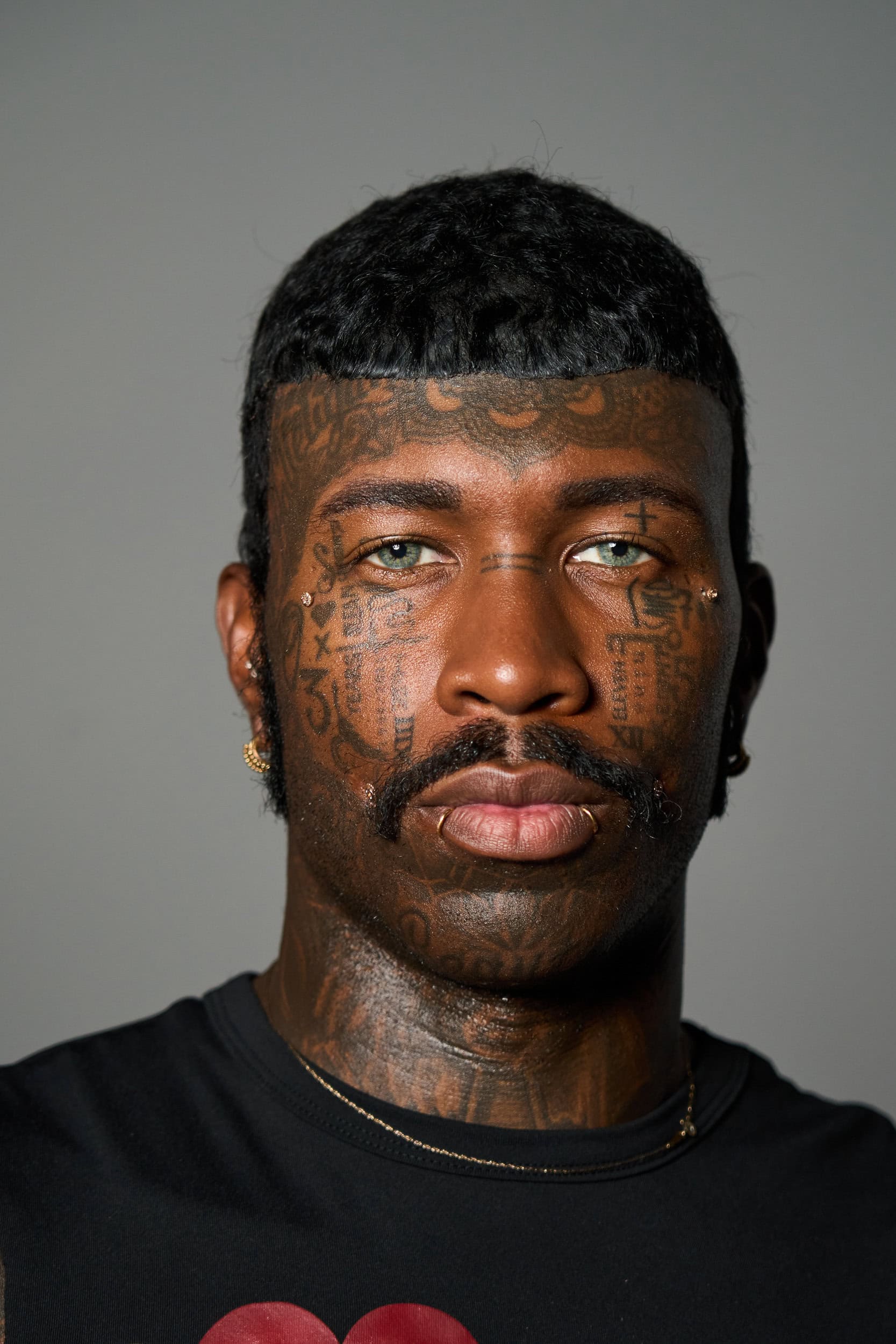 Romeo Hunte Spring 2025 Fashion Show Backstage