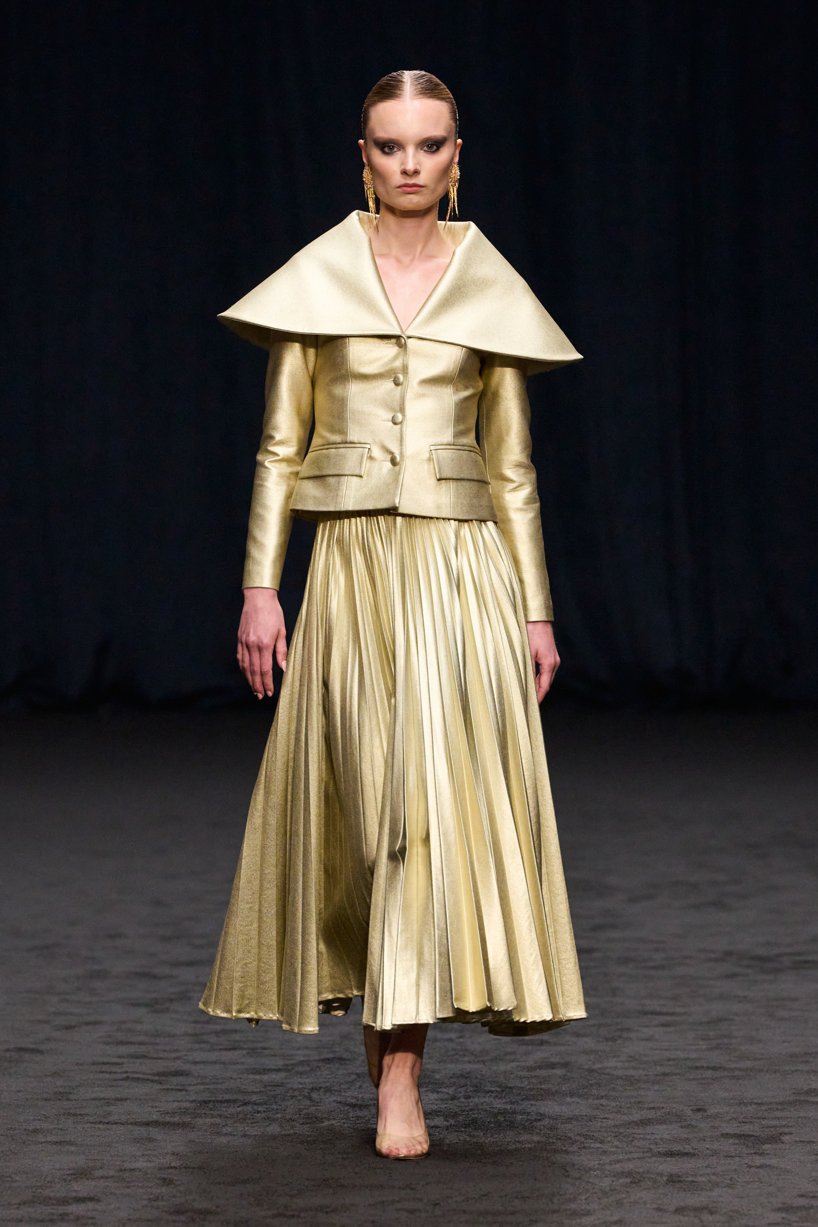 Rizman Ruzaini Spring 2025 Couture Fashion Show 