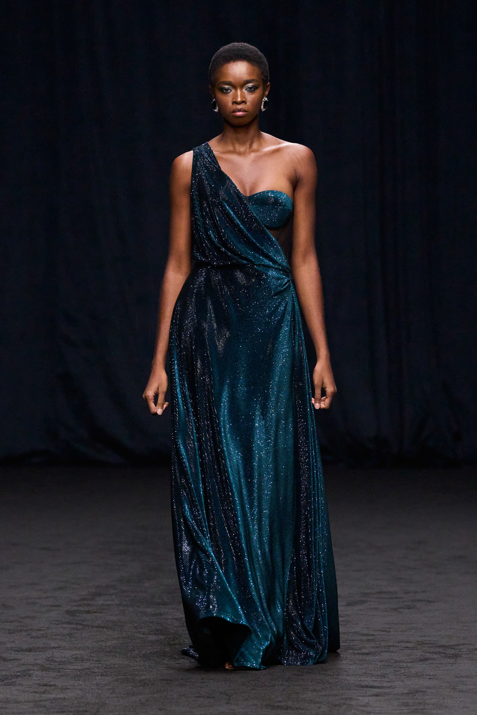 Rizman Ruzaini Spring 2025 Couture Fashion Show 