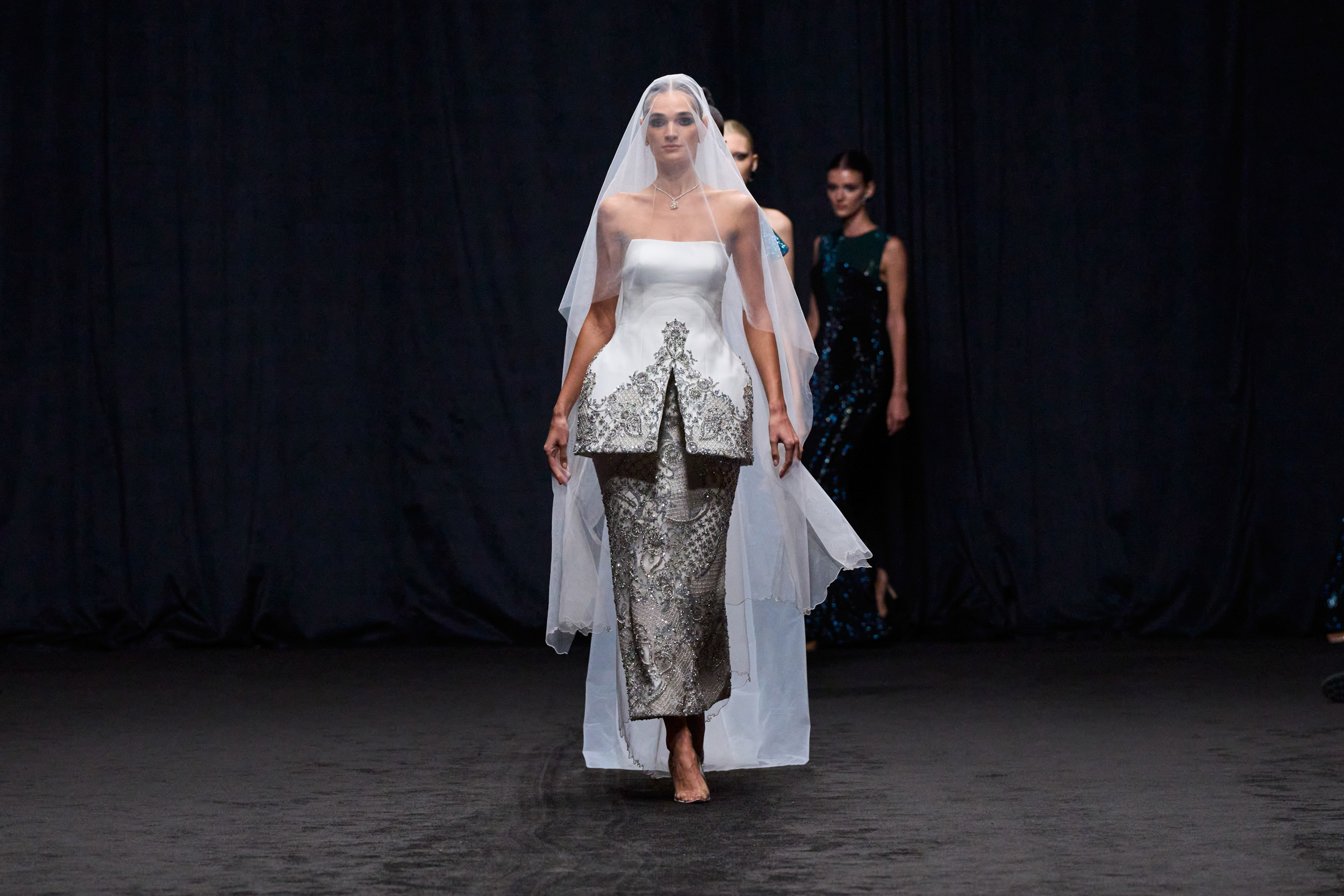 Rizman Ruzaini Spring 2025 Couture Fashion Show 