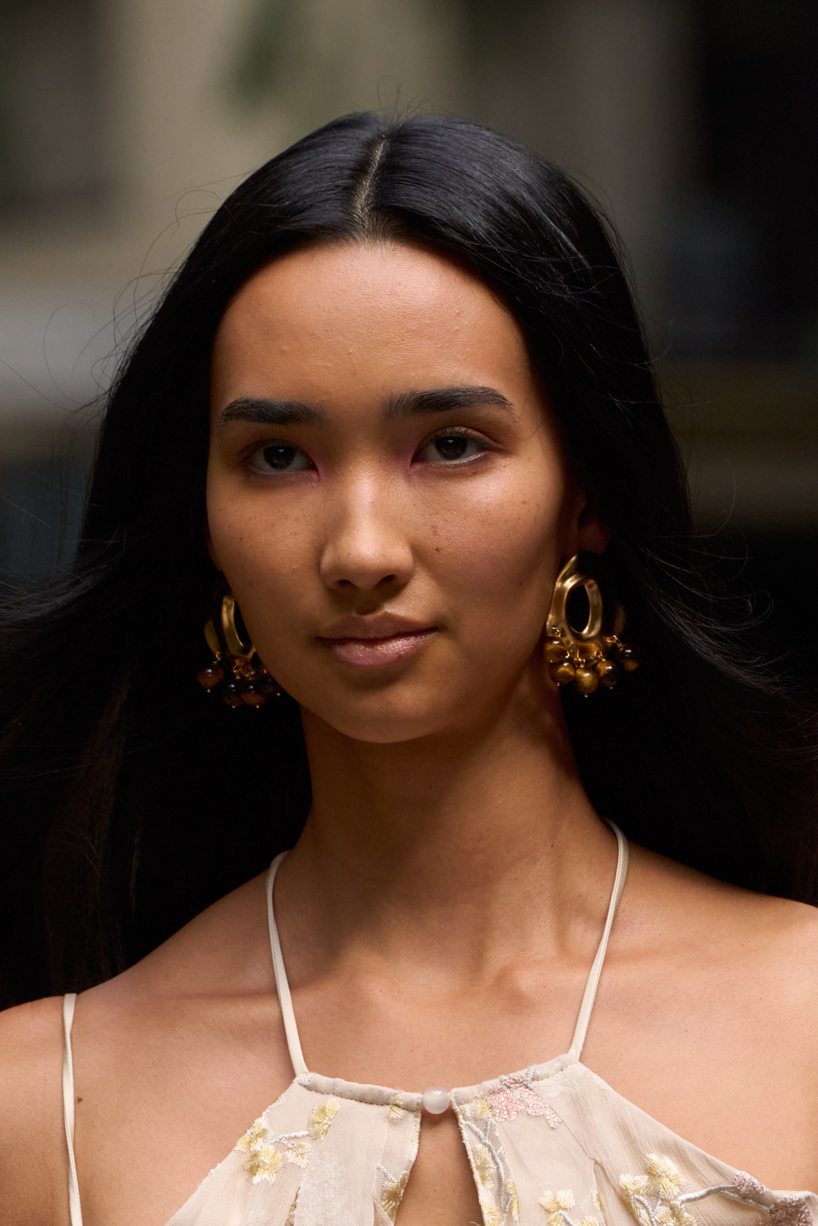 Sarawong Spring 2025 Fashion Show Details