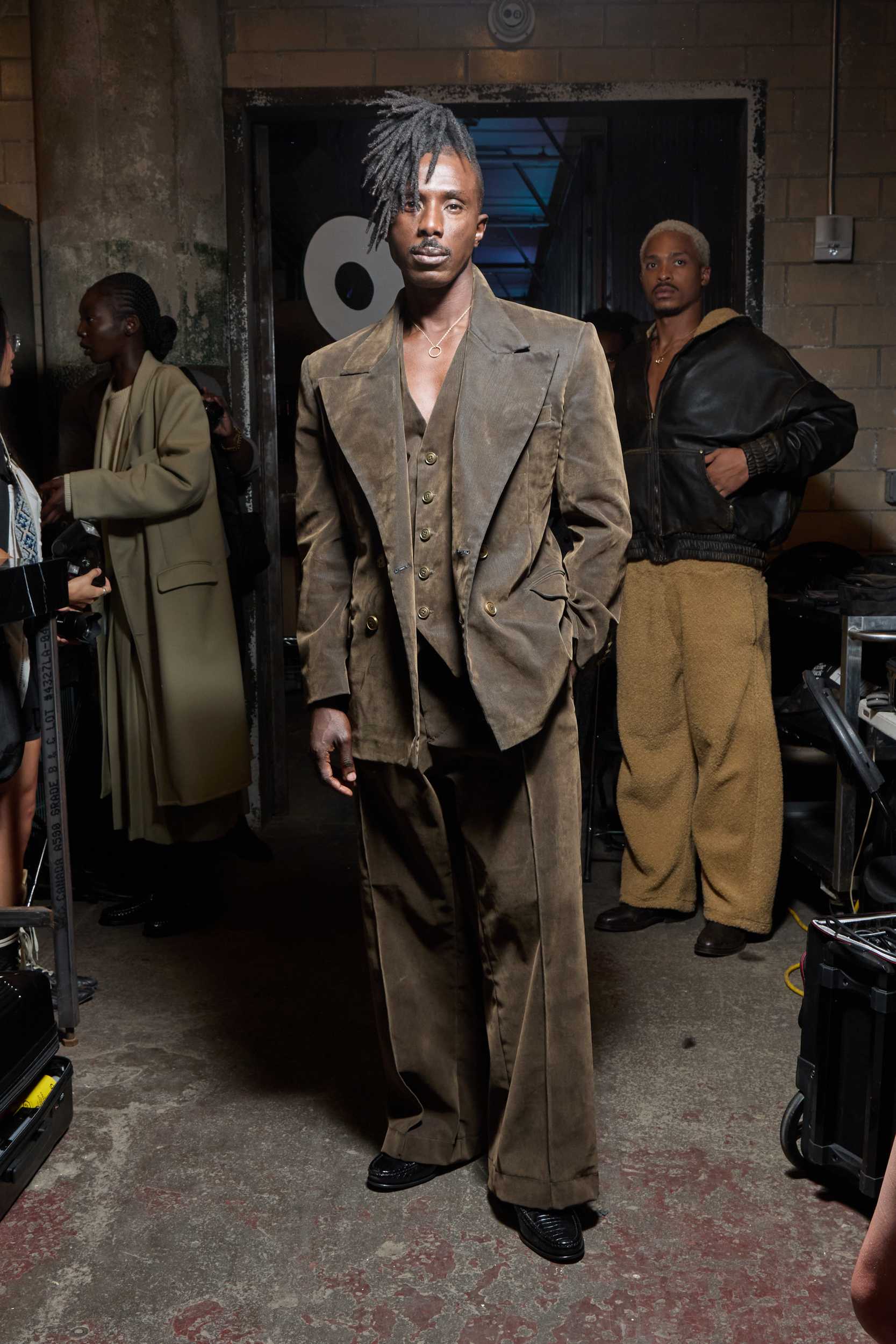 Sebastien Ami Spring 2025 Fashion Show Backstage