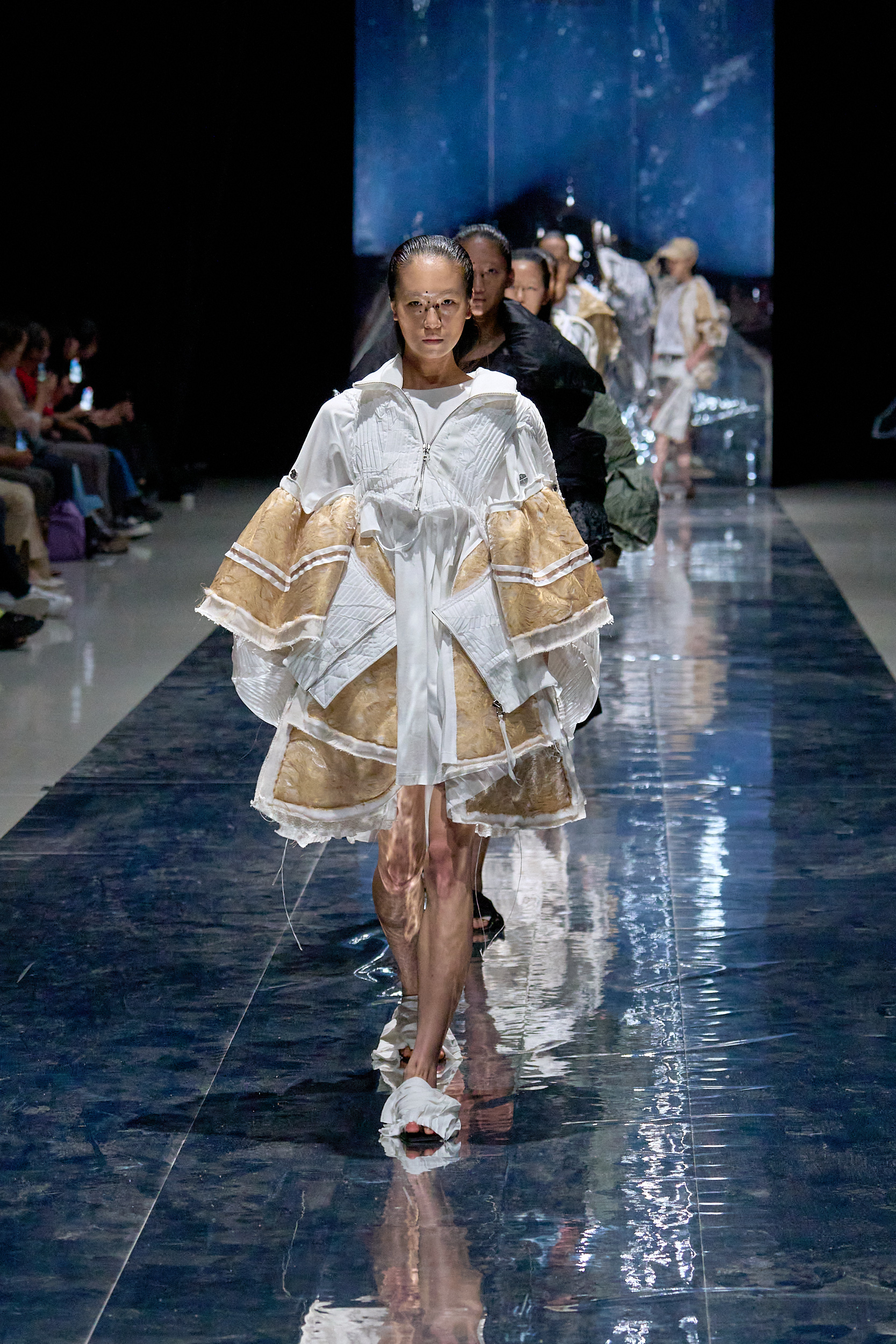 Seivson Spring 2025 Fashion Show 