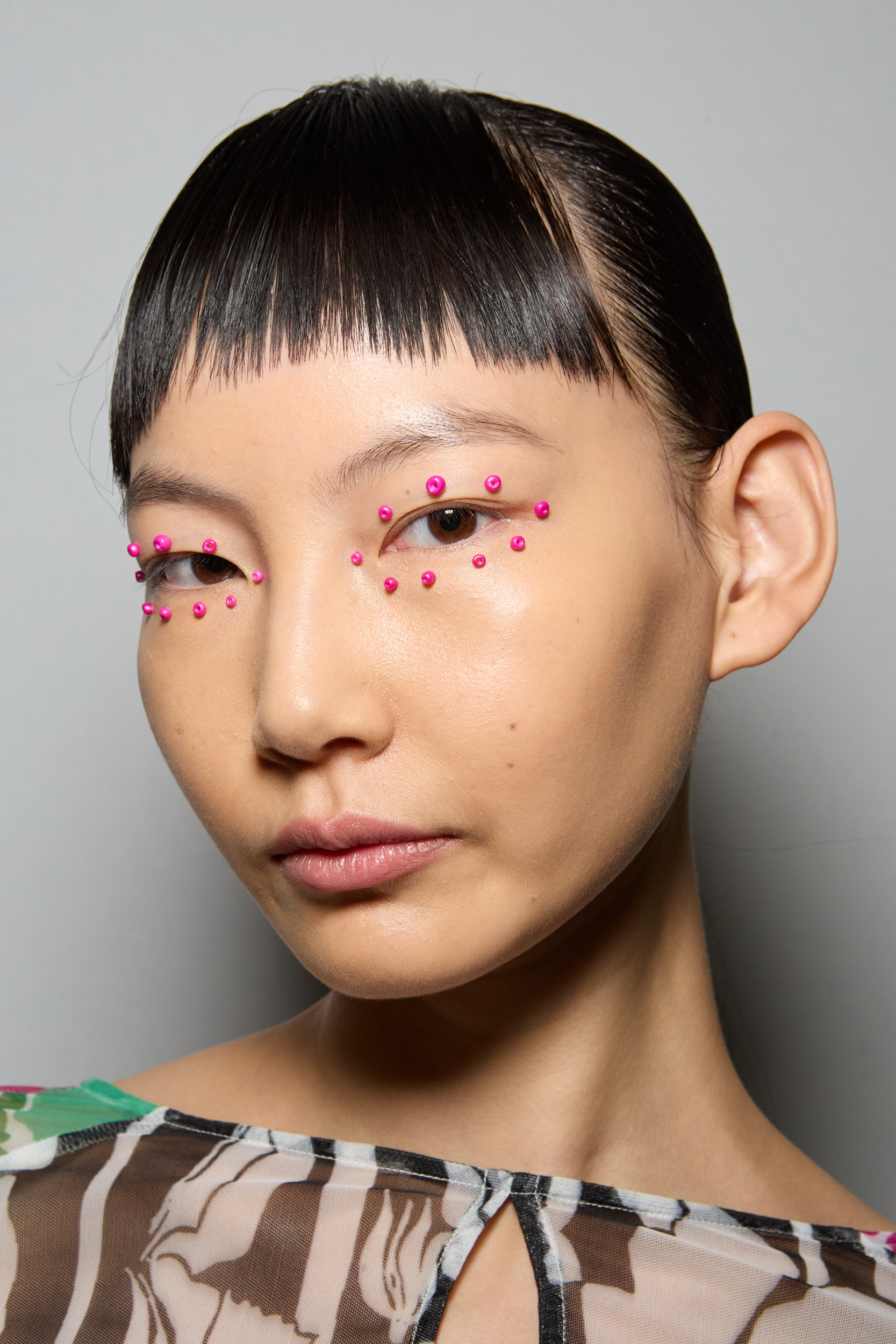 Shuting Qiu Spring 2025 Fashion Show Backstage