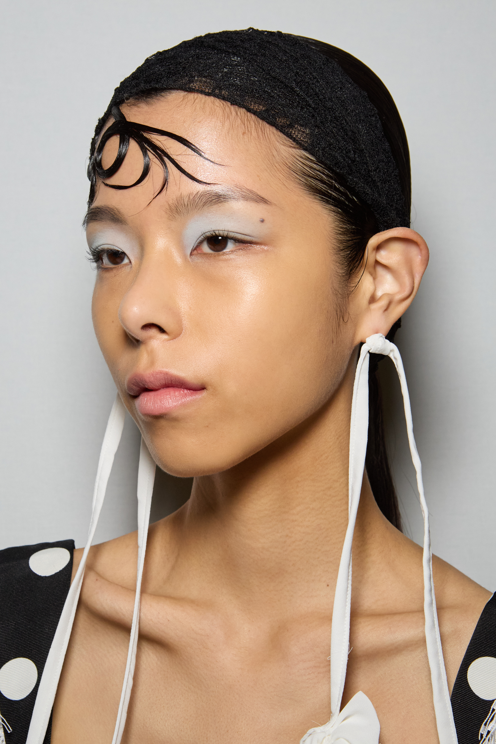 Shuting Qiu Spring 2025 Fashion Show Backstage