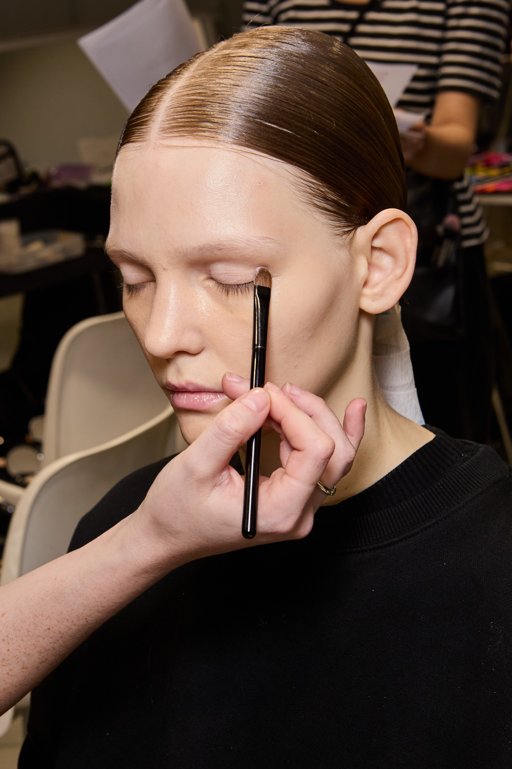 Shuting Qiu Spring 2025 Fashion Show Backstage