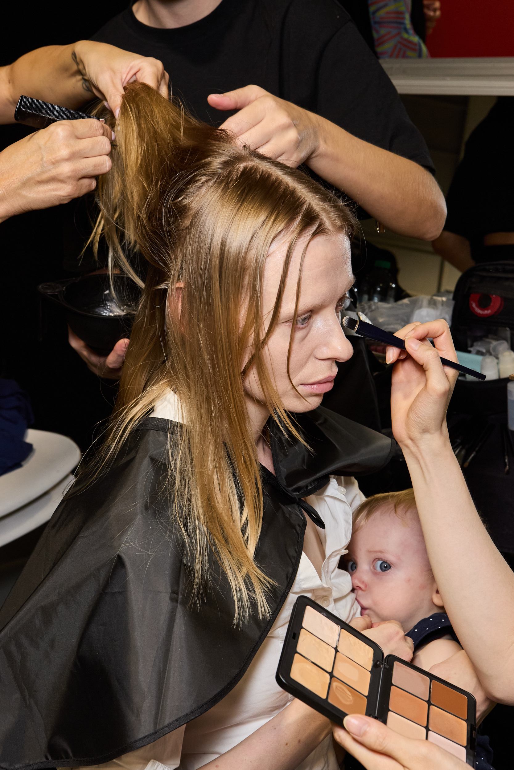 Shuting Qiu Spring 2025 Fashion Show Backstage