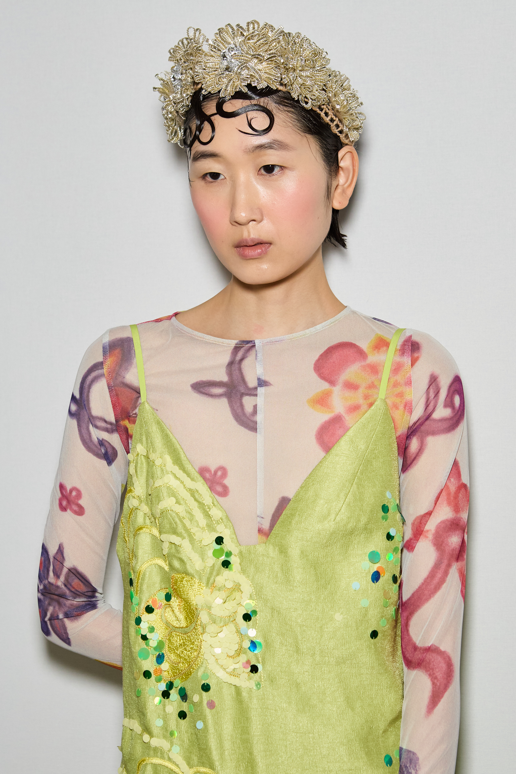 Shuting Qiu Spring 2025 Fashion Show Backstage