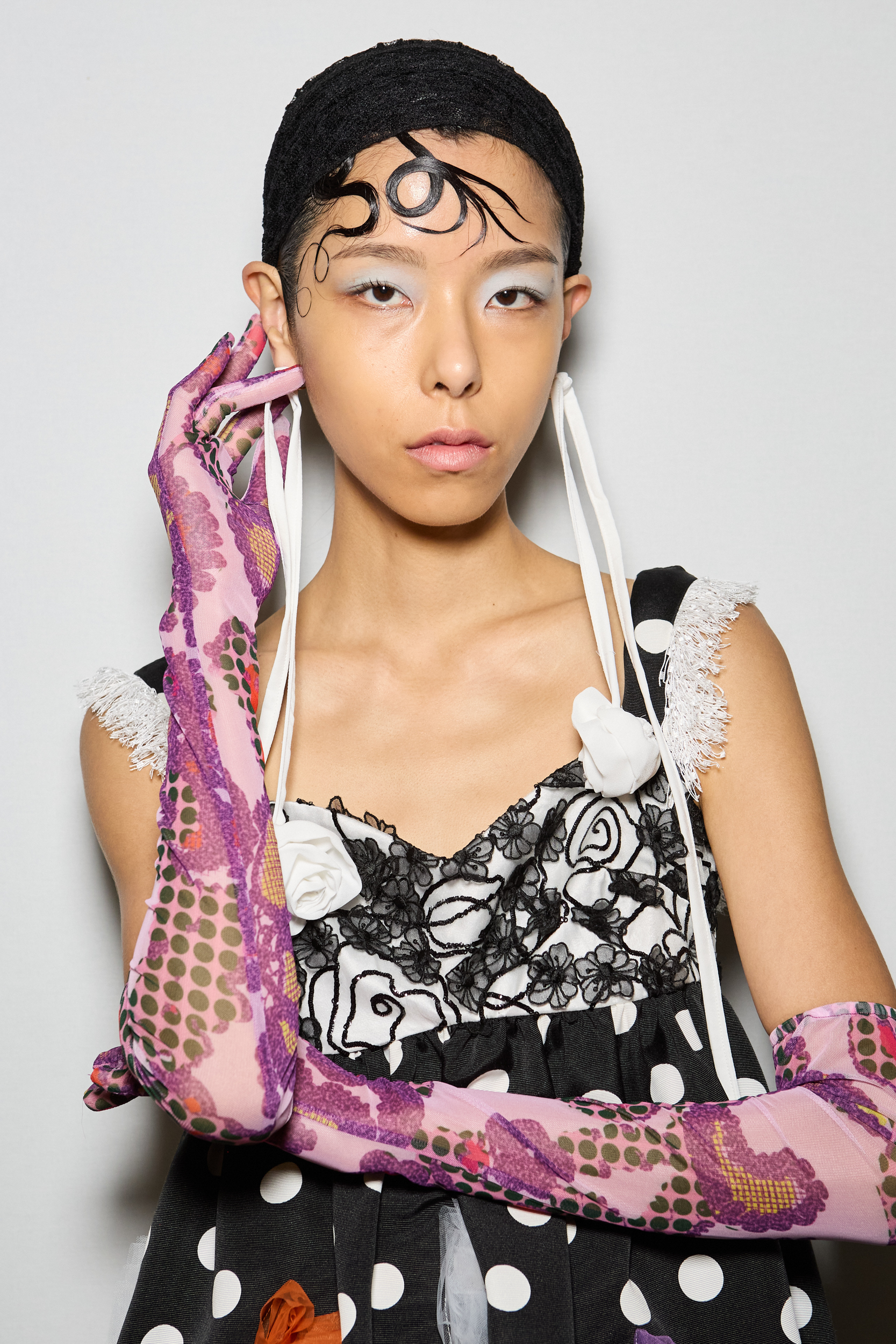 Shuting Qiu Spring 2025 Fashion Show Backstage