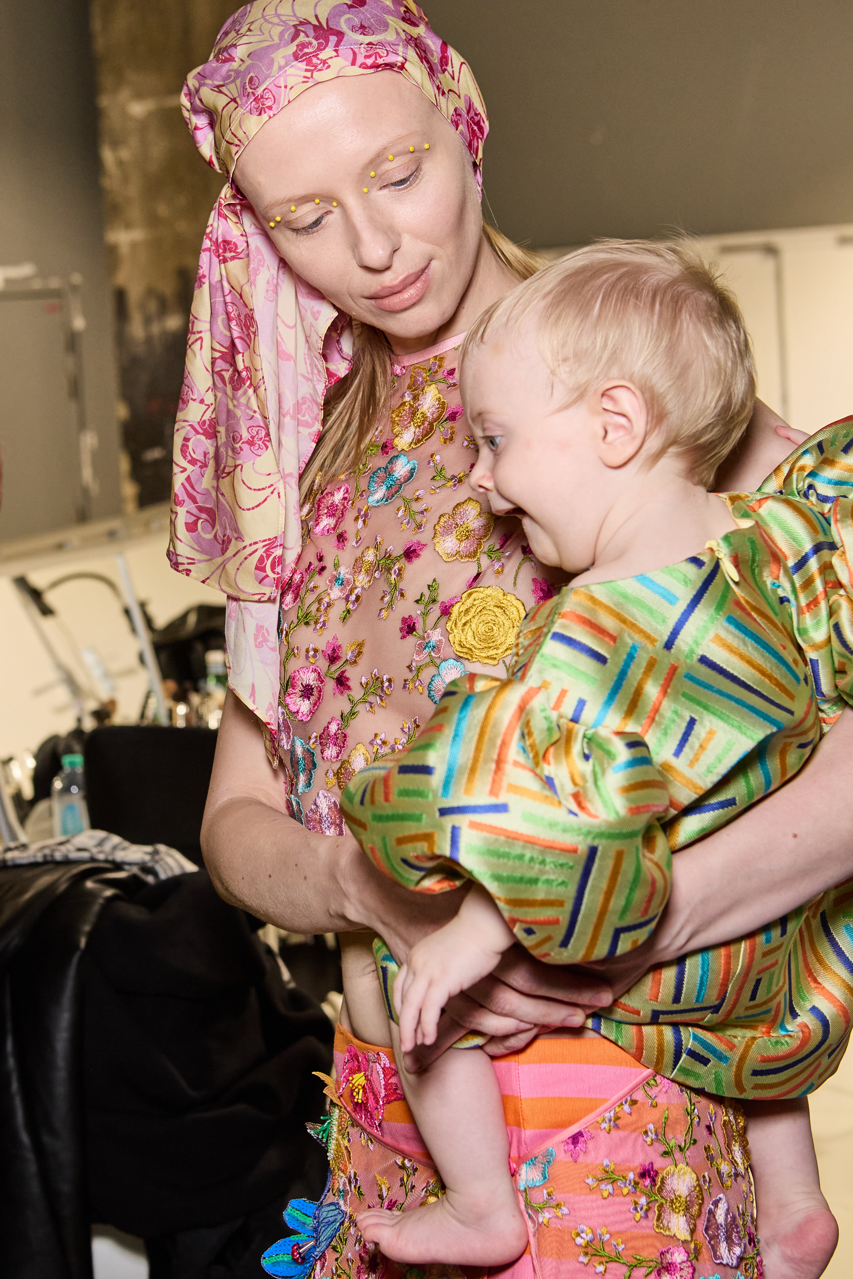 Shuting Qiu Spring 2025 Fashion Show Backstage