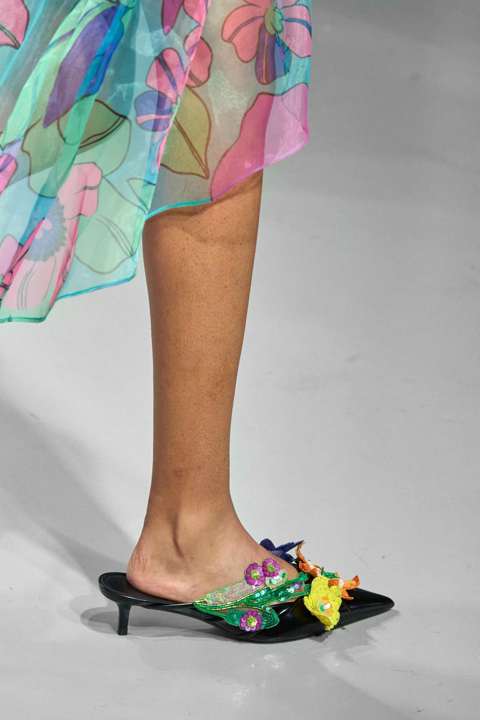 Shuting Qiu Spring 2025 Fashion Show Details