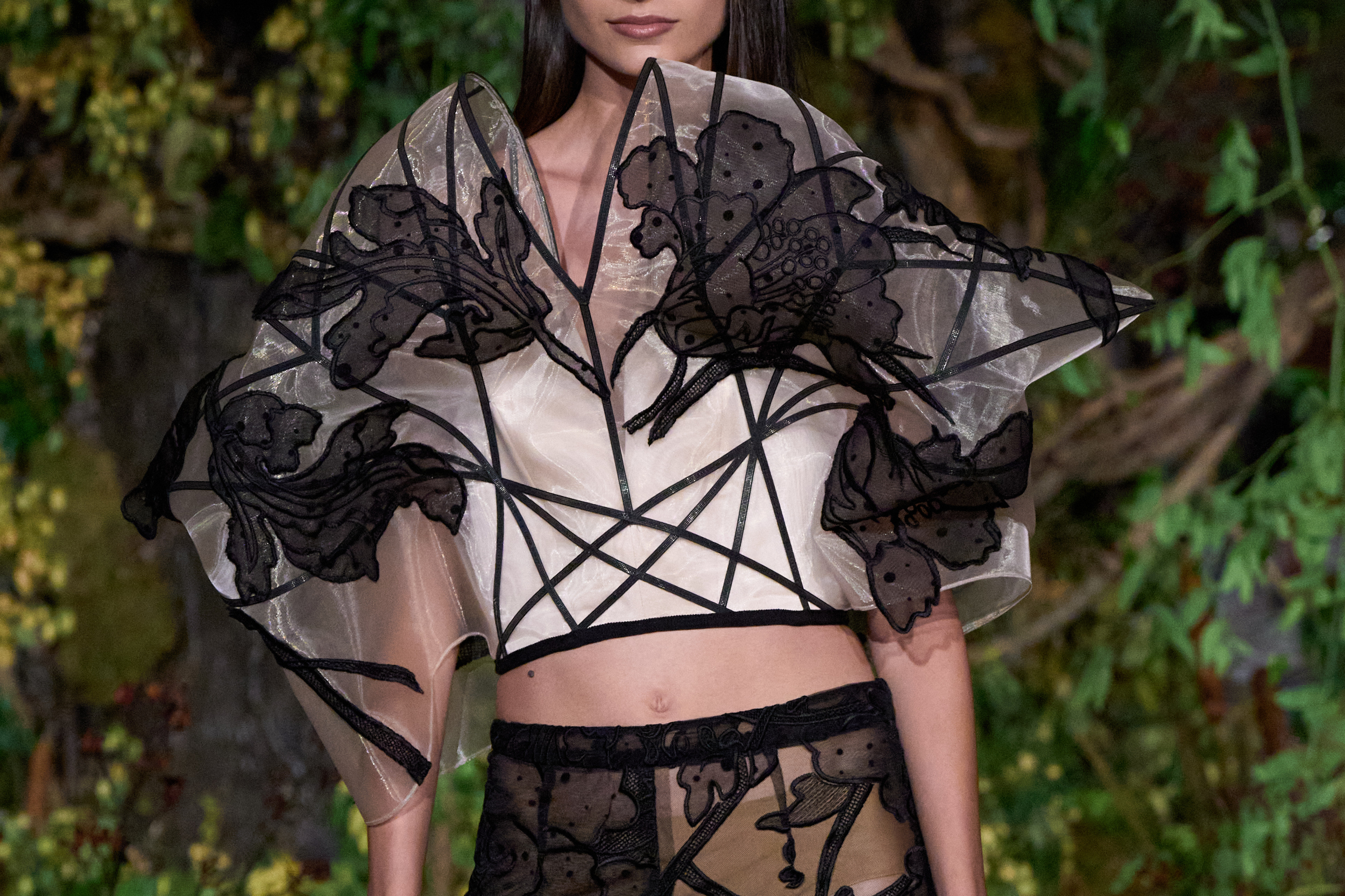 Christian Siriano Spring 2025 Fashion Show Details