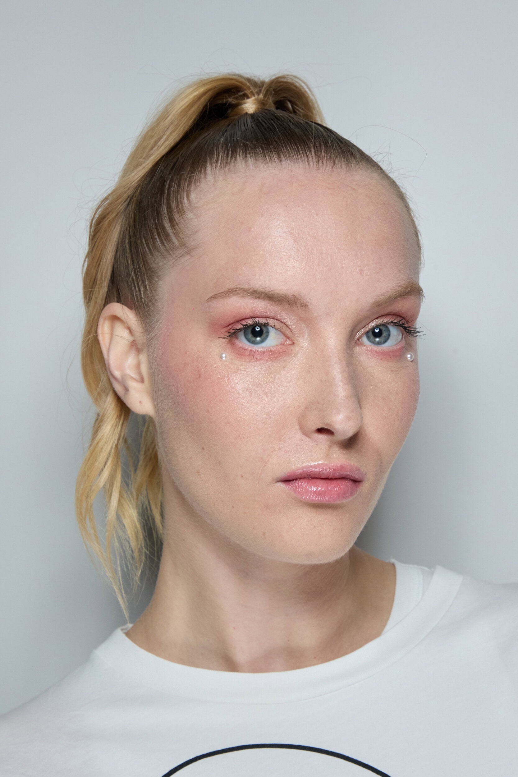 Son Jung Wan Spring 2025 Fashion Show Backstage