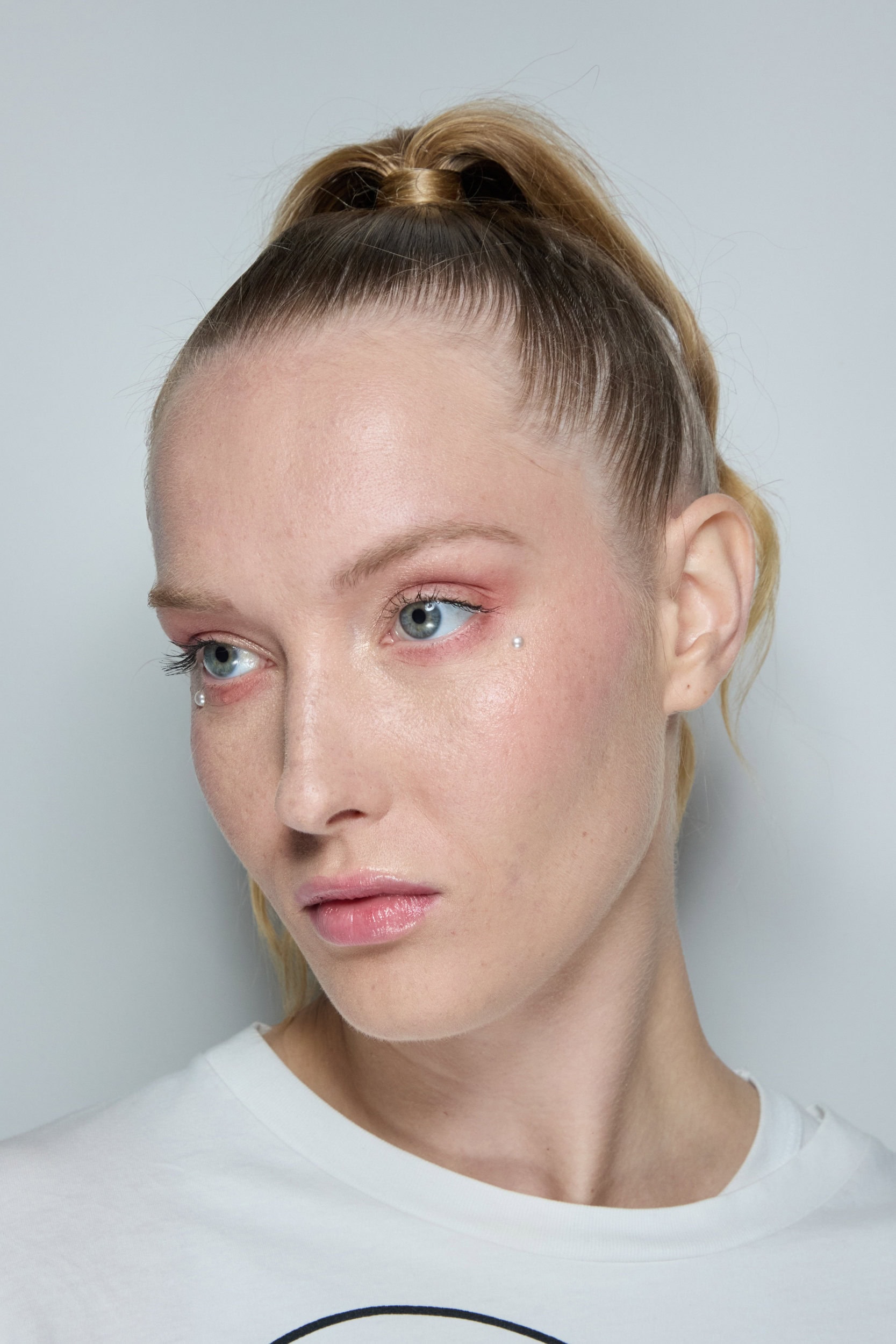 Son Jung Wan Spring 2025 Fashion Show Backstage